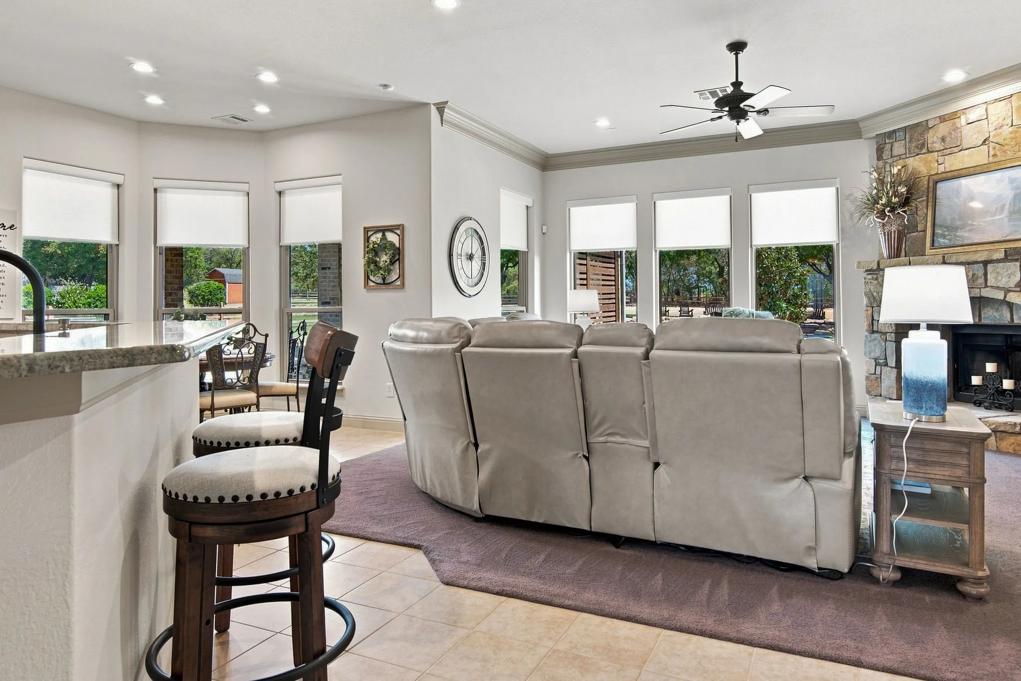 Single Family Residence For Sale in Tarrant County , 14024 Edgemon Way, Newark, Texas 76071, 5 Bedroom, 4 Bathroom, 3 Garage spaces, 3,456 Sqft, built in 2006, mls#21378525, Real Estate Agent in Newark, Homes For Sale in Tarrant county, Homes For Sale in Newark, Realtor in Newark Texas, Real Estate Brokerage Independent Realty Texas, Luminita Cordes Realtor