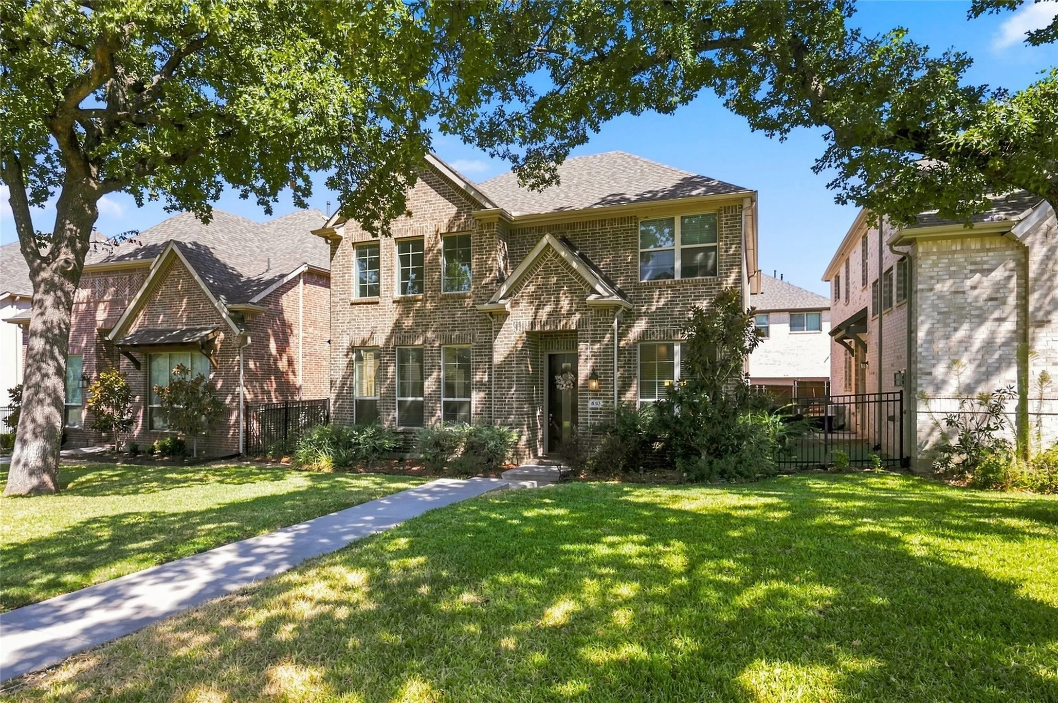 Single Family Residence For Rent in Dallas County , 630 Patriot Lane, Irving, Texas 75060, 3 Bedroom, 3 Bathroom, 2 Garage spaces, 2,100 Sqft, built in 2020, mls#21380194, Real Estate Agent in Irving, Homes For Rent in Dallas county, Homes For Rent in Irving, Realtor in Irving Texas, Real Estate Brokerage Independent Realty Texas, Luminita Cordes Realtor