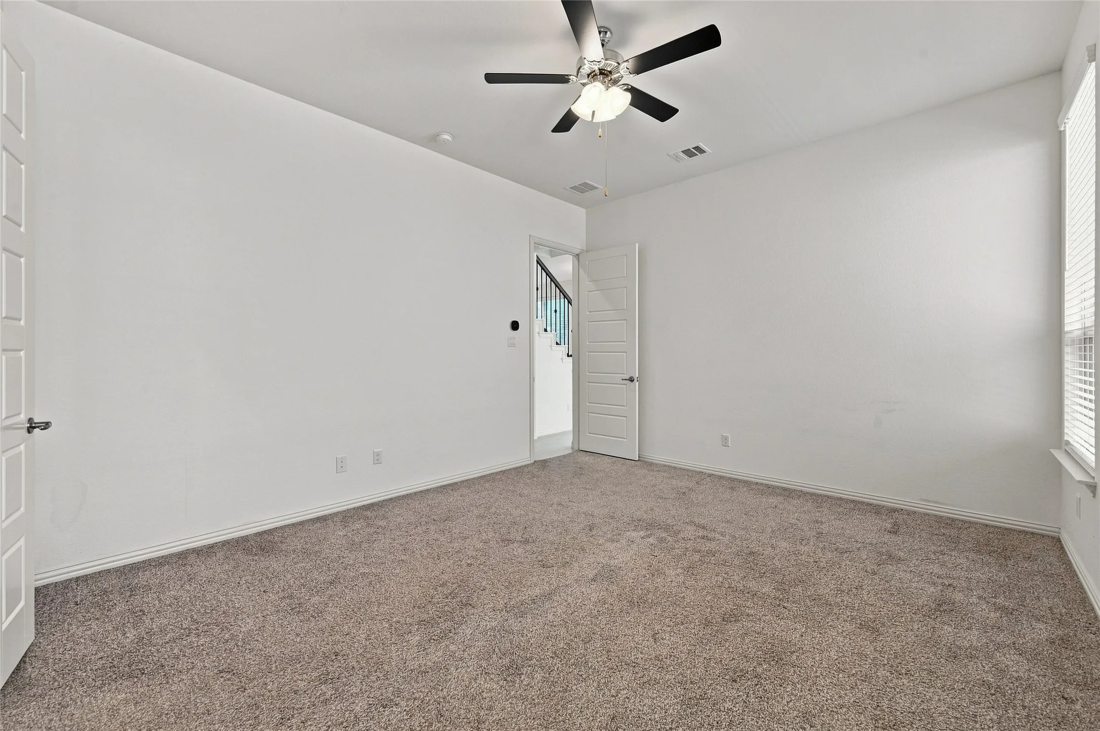 Single Family Residence For Rent in Dallas County , 630 Patriot Lane, Irving, Texas 75060, 3 Bedroom, 3 Bathroom, 2 Garage spaces, 2,100 Sqft, built in 2020, mls#21380194, Real Estate Agent in Irving, Homes For Rent in Dallas county, Homes For Rent in Irving, Realtor in Irving Texas, Real Estate Brokerage Independent Realty Texas, Luminita Cordes Realtor