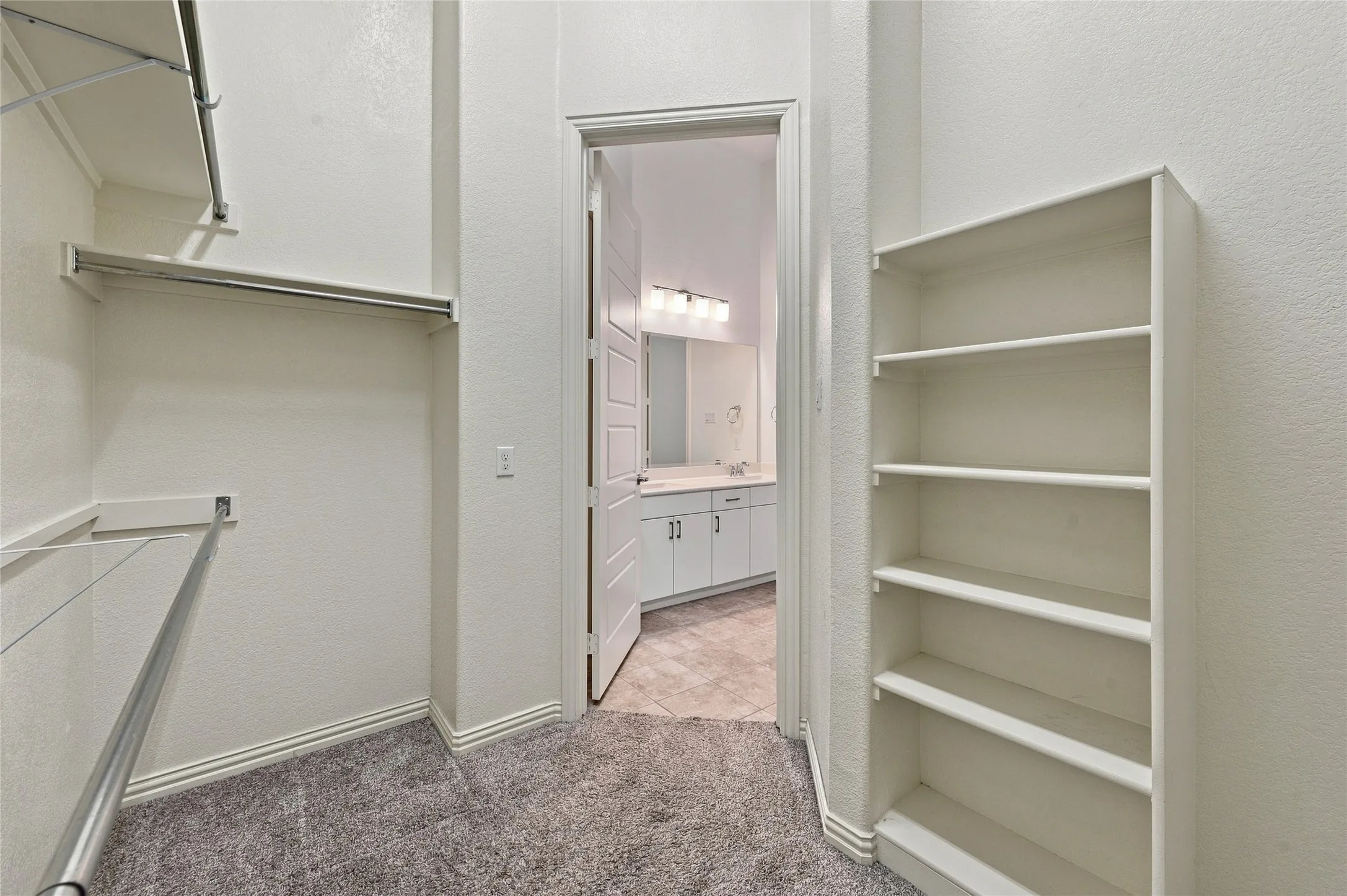 Single Family Residence For Rent in Dallas County , 630 Patriot Lane, Irving, Texas 75060, 3 Bedroom, 3 Bathroom, 2 Garage spaces, 2,100 Sqft, built in 2020, mls#21380194, Real Estate Agent in Irving, Homes For Rent in Dallas county, Homes For Rent in Irving, Realtor in Irving Texas, Real Estate Brokerage Independent Realty Texas, Luminita Cordes Realtor