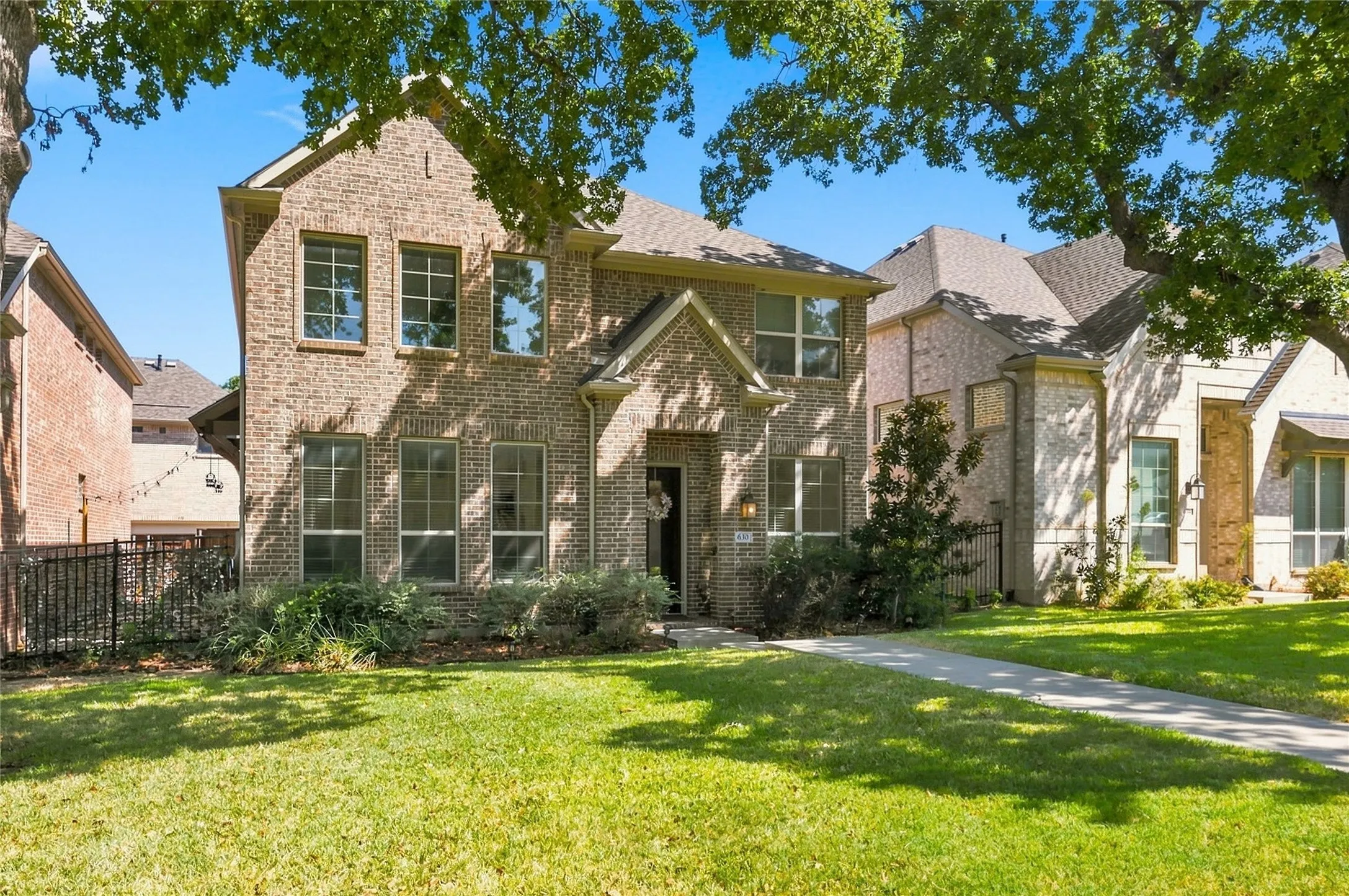 Single Family Residence For Rent in Dallas County , 630 Patriot Lane, Irving, Texas 75060, 3 Bedroom, 3 Bathroom, 2 Garage spaces, 2,100 Sqft, built in 2020, mls#21380194, Real Estate Agent in Irving, Homes For Rent in Dallas county, Homes For Rent in Irving, Realtor in Irving Texas, Real Estate Brokerage Independent Realty Texas, Luminita Cordes Realtor
