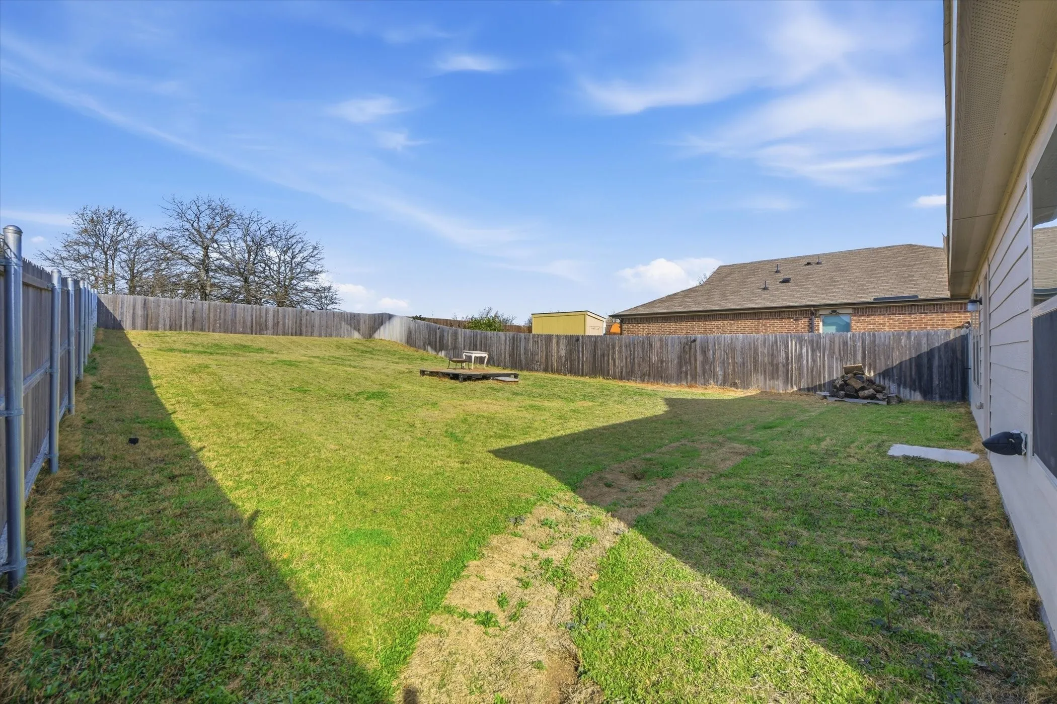 Single Family Residence For Rent in Tarrant County , 1393 Beach Drive, Pelican Bay, Texas 76020, 4 Bedroom, 4 Bathroom, 2 Garage spaces, 1,725 Sqft, built in 2022, mls#21380204, Real Estate Agent in Pelican Bay, Homes For Rent in Tarrant county, Homes For Rent in Pelican Bay, Realtor in Pelican Bay Texas, Real Estate Brokerage Independent Realty Texas, Luminita Cordes Realtor
