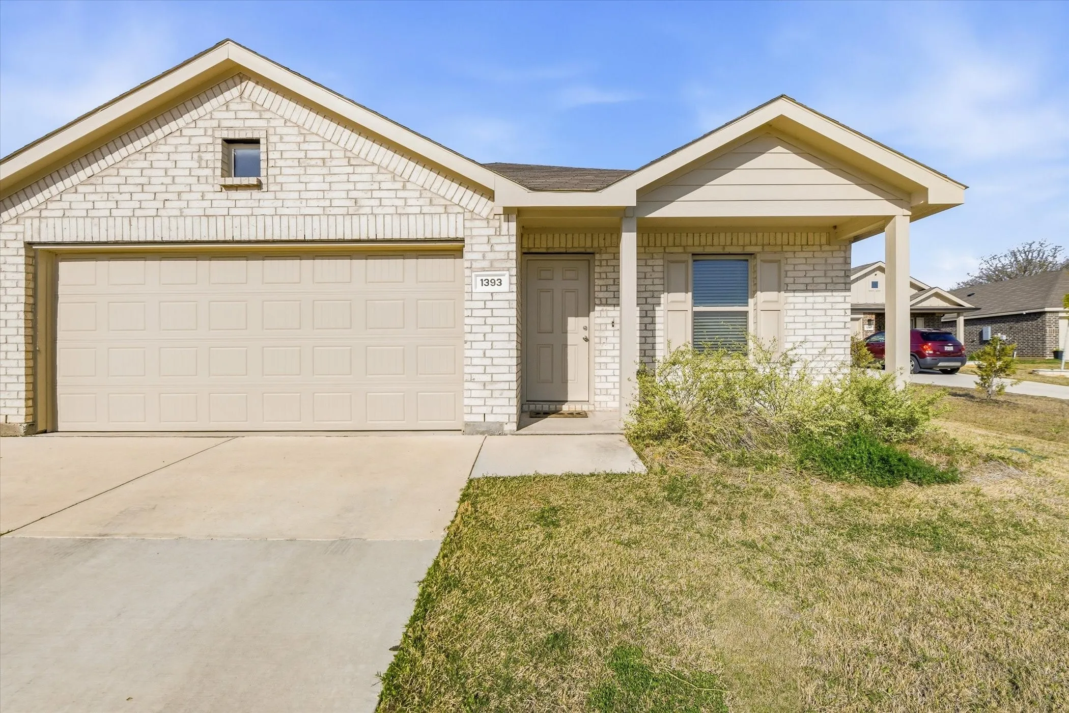 Single Family Residence For Rent in Tarrant County , 1393 Beach Drive, Pelican Bay, Texas 76020, 4 Bedroom, 4 Bathroom, 2 Garage spaces, 1,725 Sqft, built in 2022, mls#21380204, Real Estate Agent in Pelican Bay, Homes For Rent in Tarrant county, Homes For Rent in Pelican Bay, Realtor in Pelican Bay Texas, Real Estate Brokerage Independent Realty Texas, Luminita Cordes Realtor