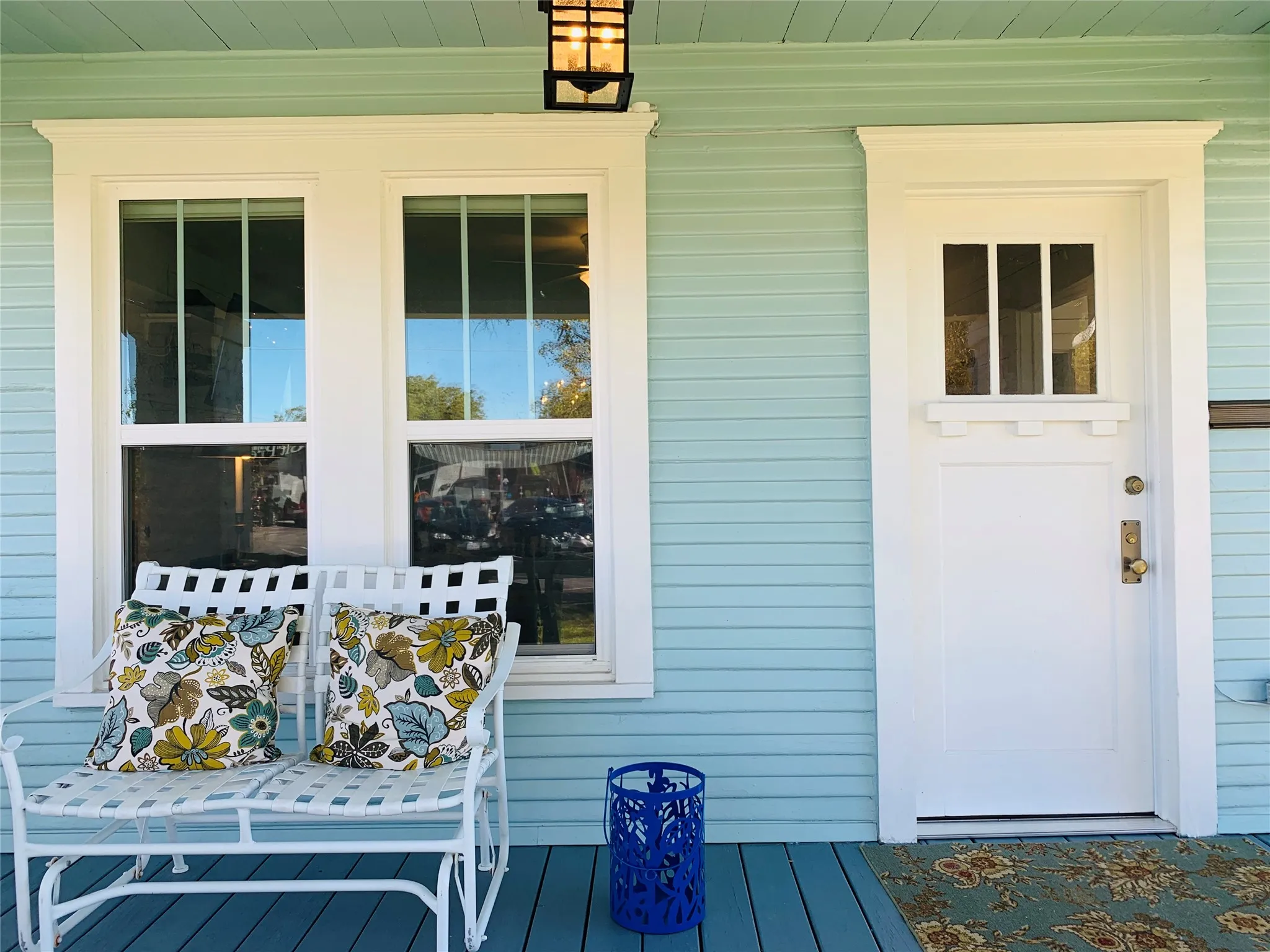 Single Family Residence For Rent in Denton County , 1804 N Elm Street, Denton, Texas 76201, 2 Bedroom, 2 Bathroom, Garage spaces, 1,071 Sqft, built in 1955, mls#21379857, Real Estate Agent in Denton, Homes For Rent in Denton county, Homes For Rent in Denton, Realtor in Denton Texas, Real Estate Brokerage Independent Realty Texas, Luminita Cordes Realtor