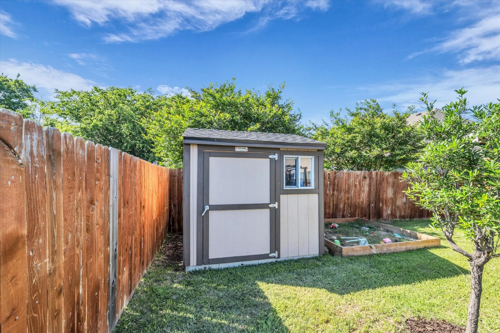 Single Family Residence For Rent in Mc Lennan County , 10804 Aurora Drive, Waco, Texas 76708, 3 Bedroom, 2 Bathroom, 2 Garage spaces, 1,875 Sqft, built in 2015, mls#21380200, Real Estate Agent in Waco, Homes For Rent in Mc Lennan county, Homes For Rent in Waco, Realtor in Waco Texas, Real Estate Brokerage Independent Realty Texas, Luminita Cordes Realtor