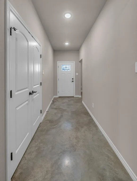 Single Family Residence For Sale in Mc Lennan County , 702 N College Street, West, Texas 76691, 3 Bedroom, 2 Bathroom, 2 Garage spaces, 1,512 Sqft, built in 2024, mls#21377893, Real Estate Agent in West, Homes For Sale in Mc Lennan county, Homes For Sale in West, Realtor in West Texas, Real Estate Brokerage Independent Realty Texas, Luminita Cordes Realtor