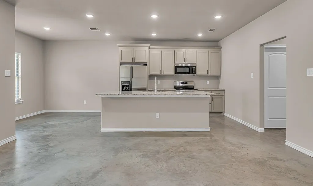 Single Family Residence For Sale in Mc Lennan County , 702 N College Street, West, Texas 76691, 3 Bedroom, 2 Bathroom, 2 Garage spaces, 1,512 Sqft, built in 2024, mls#21377893, Real Estate Agent in West, Homes For Sale in Mc Lennan county, Homes For Sale in West, Realtor in West Texas, Real Estate Brokerage Independent Realty Texas, Luminita Cordes Realtor