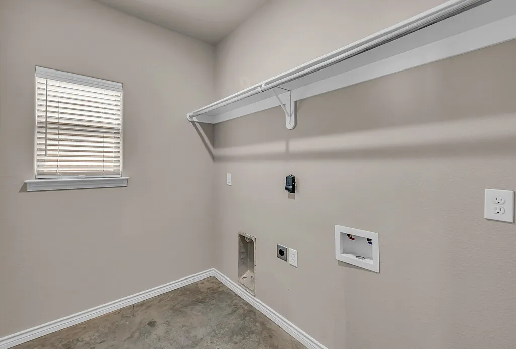 Single Family Residence For Sale in Mc Lennan County , 702 N College Street, West, Texas 76691, 3 Bedroom, 2 Bathroom, 2 Garage spaces, 1,512 Sqft, built in 2024, mls#21377893, Real Estate Agent in West, Homes For Sale in Mc Lennan county, Homes For Sale in West, Realtor in West Texas, Real Estate Brokerage Independent Realty Texas, Luminita Cordes Realtor