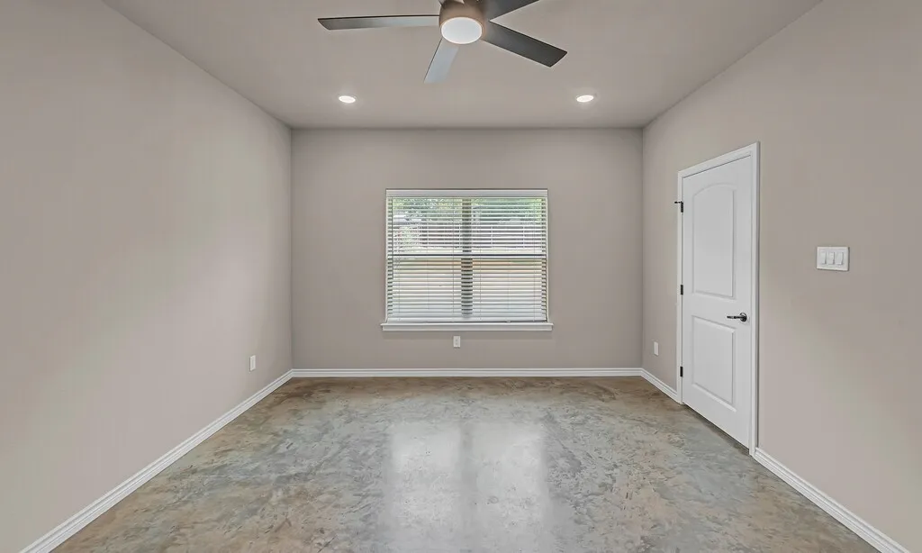 Single Family Residence For Sale in Mc Lennan County , 702 N College Street, West, Texas 76691, 3 Bedroom, 2 Bathroom, 2 Garage spaces, 1,512 Sqft, built in 2024, mls#21377893, Real Estate Agent in West, Homes For Sale in Mc Lennan county, Homes For Sale in West, Realtor in West Texas, Real Estate Brokerage Independent Realty Texas, Luminita Cordes Realtor