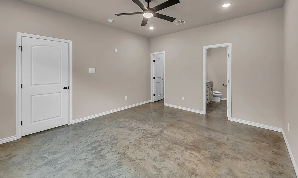 Single Family Residence For Sale in Mc Lennan County , 702 N College Street, West, Texas 76691, 3 Bedroom, 2 Bathroom, 2 Garage spaces, 1,512 Sqft, built in 2024, mls#21377893, Real Estate Agent in West, Homes For Sale in Mc Lennan county, Homes For Sale in West, Realtor in West Texas, Real Estate Brokerage Independent Realty Texas, Luminita Cordes Realtor
