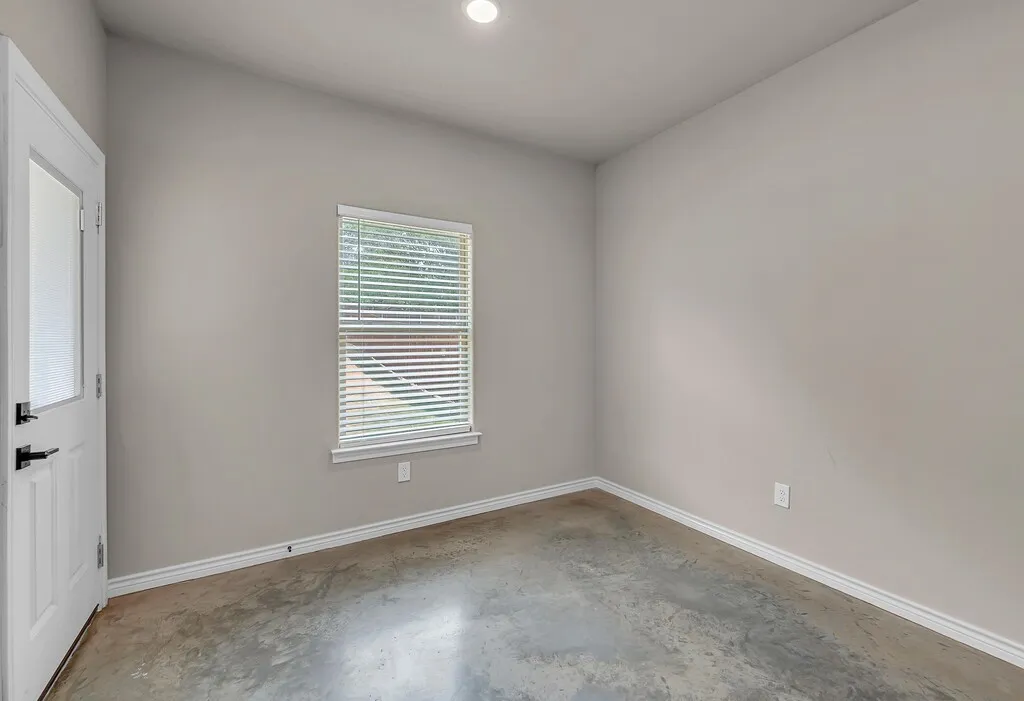 Single Family Residence For Sale in Mc Lennan County , 702 N College Street, West, Texas 76691, 3 Bedroom, 2 Bathroom, 2 Garage spaces, 1,512 Sqft, built in 2024, mls#21377893, Real Estate Agent in West, Homes For Sale in Mc Lennan county, Homes For Sale in West, Realtor in West Texas, Real Estate Brokerage Independent Realty Texas, Luminita Cordes Realtor