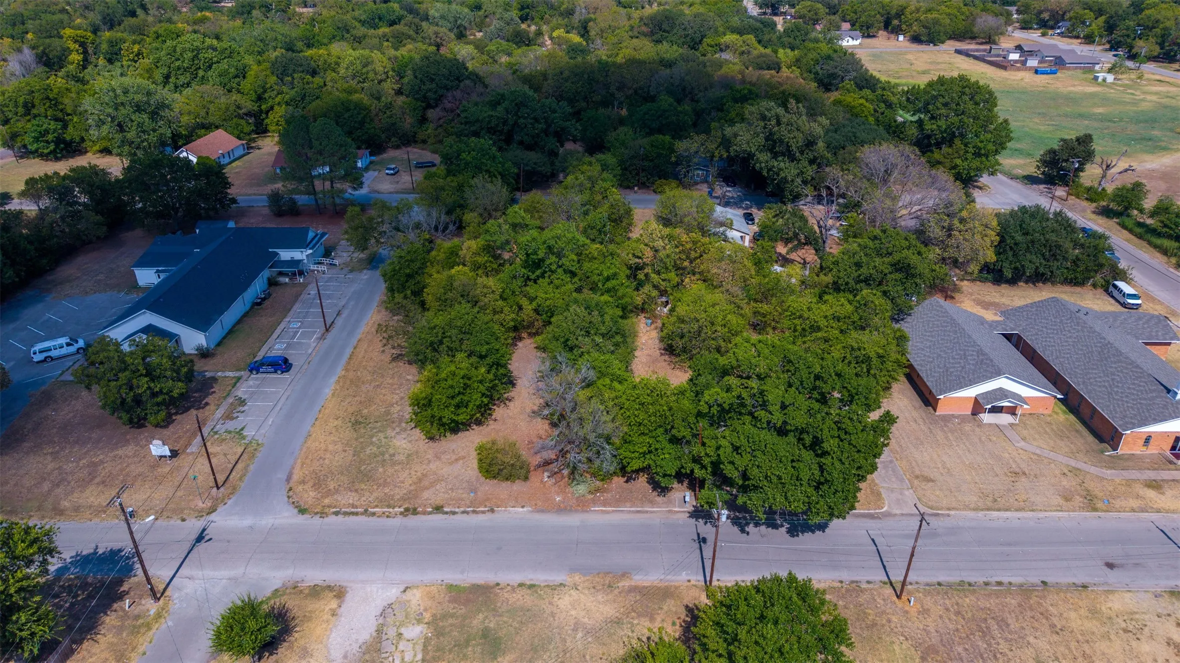 Unimproved Land For Sale in Navarro County , 417 N 3rd Street, Corsicana, Texas 75110, 0, 0, Garage spaces, 0 Sqft, built in 0, mls#21377848, Real Estate Agent in Corsicana, Homes For Sale in Navarro county, Homes For Sale in Corsicana, Realtor in Corsicana Texas, Real Estate Brokerage Independent Realty Texas, Luminita Cordes Realtor