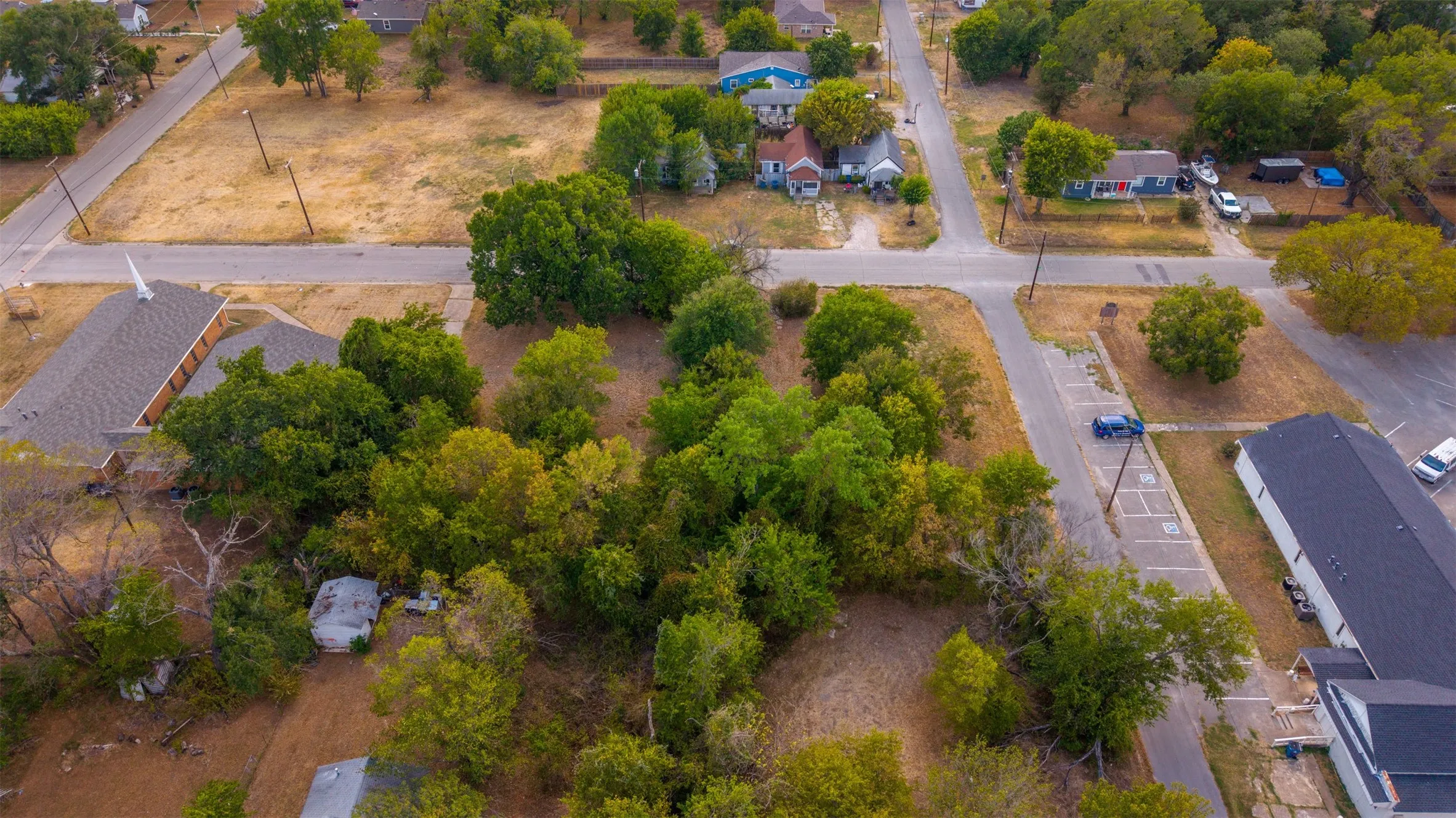Unimproved Land For Sale in Navarro County , 417 N 3rd Street, Corsicana, Texas 75110, 0, 0, Garage spaces, 0 Sqft, built in 0, mls#21377848, Real Estate Agent in Corsicana, Homes For Sale in Navarro county, Homes For Sale in Corsicana, Realtor in Corsicana Texas, Real Estate Brokerage Independent Realty Texas, Luminita Cordes Realtor