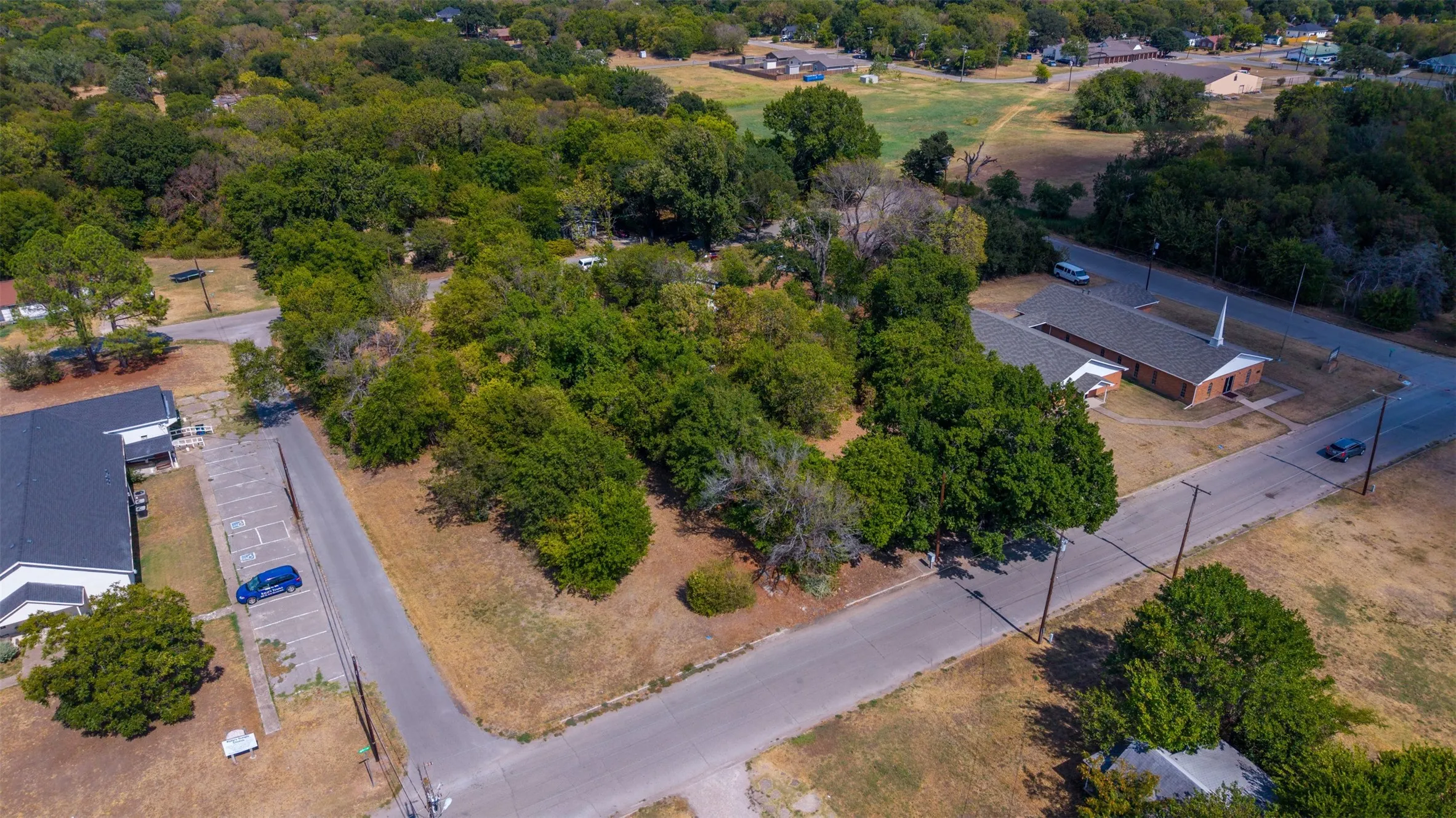 Unimproved Land For Sale in Navarro County , 417 N 3rd Street, Corsicana, Texas 75110, 0, 0, Garage spaces, 0 Sqft, built in 0, mls#21377848, Real Estate Agent in Corsicana, Homes For Sale in Navarro county, Homes For Sale in Corsicana, Realtor in Corsicana Texas, Real Estate Brokerage Independent Realty Texas, Luminita Cordes Realtor