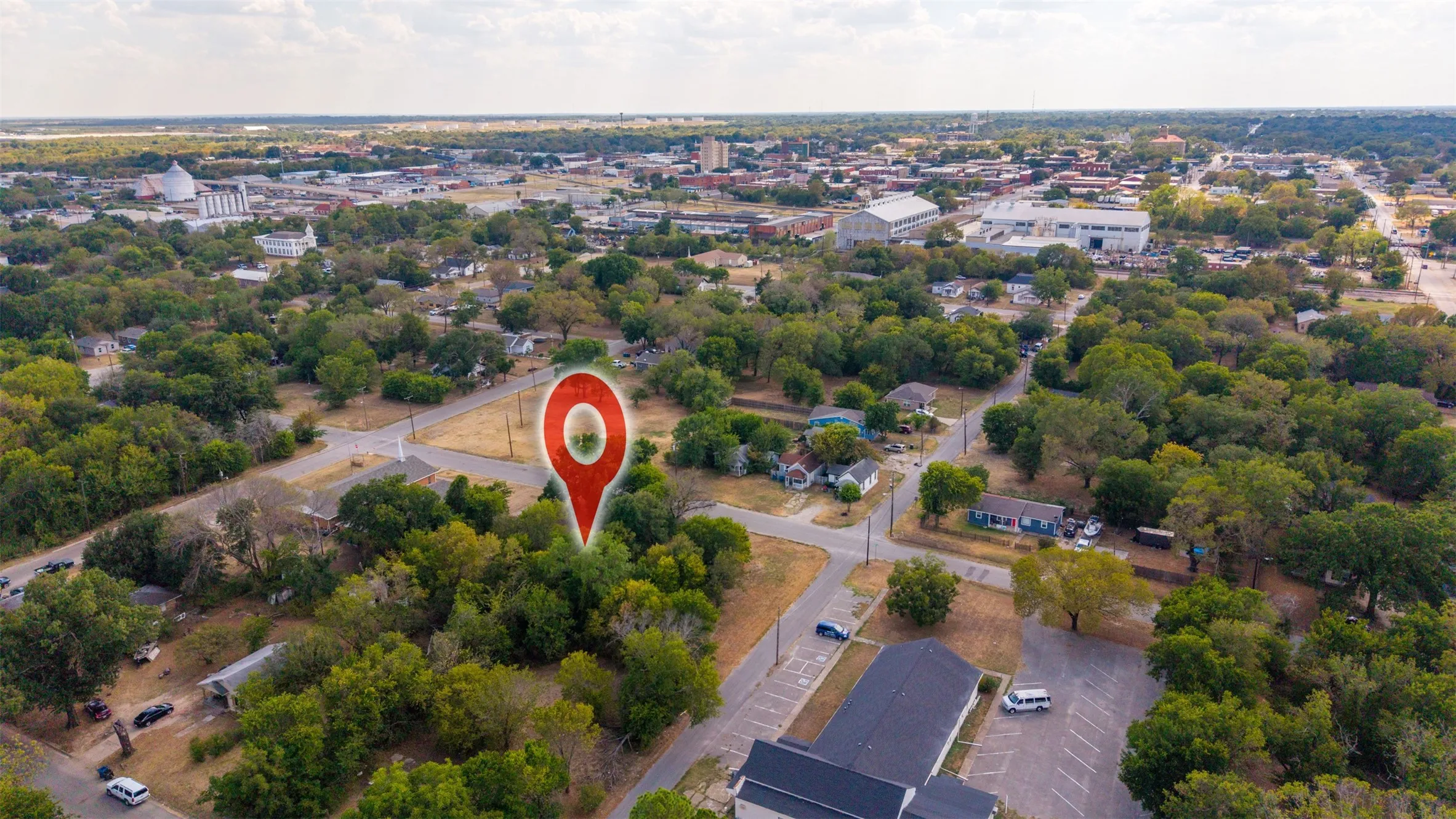 Unimproved Land For Sale in Navarro County , 417 N 3rd Street, Corsicana, Texas 75110, 0, 0, Garage spaces, 0 Sqft, built in 0, mls#21377848, Real Estate Agent in Corsicana, Homes For Sale in Navarro county, Homes For Sale in Corsicana, Realtor in Corsicana Texas, Real Estate Brokerage Independent Realty Texas, Luminita Cordes Realtor