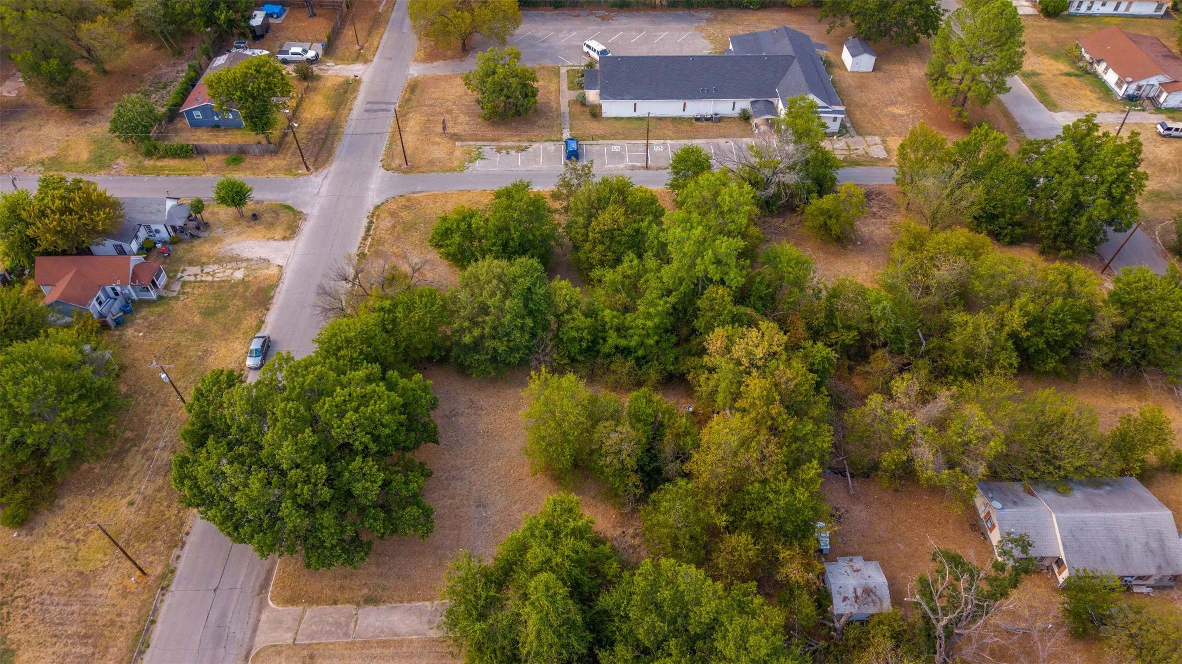 Unimproved Land For Sale in Navarro County , 417 N 3rd Street, Corsicana, Texas 75110, 0, 0, Garage spaces, 0 Sqft, built in 0, mls#21377848, Real Estate Agent in Corsicana, Homes For Sale in Navarro county, Homes For Sale in Corsicana, Realtor in Corsicana Texas, Real Estate Brokerage Independent Realty Texas, Luminita Cordes Realtor