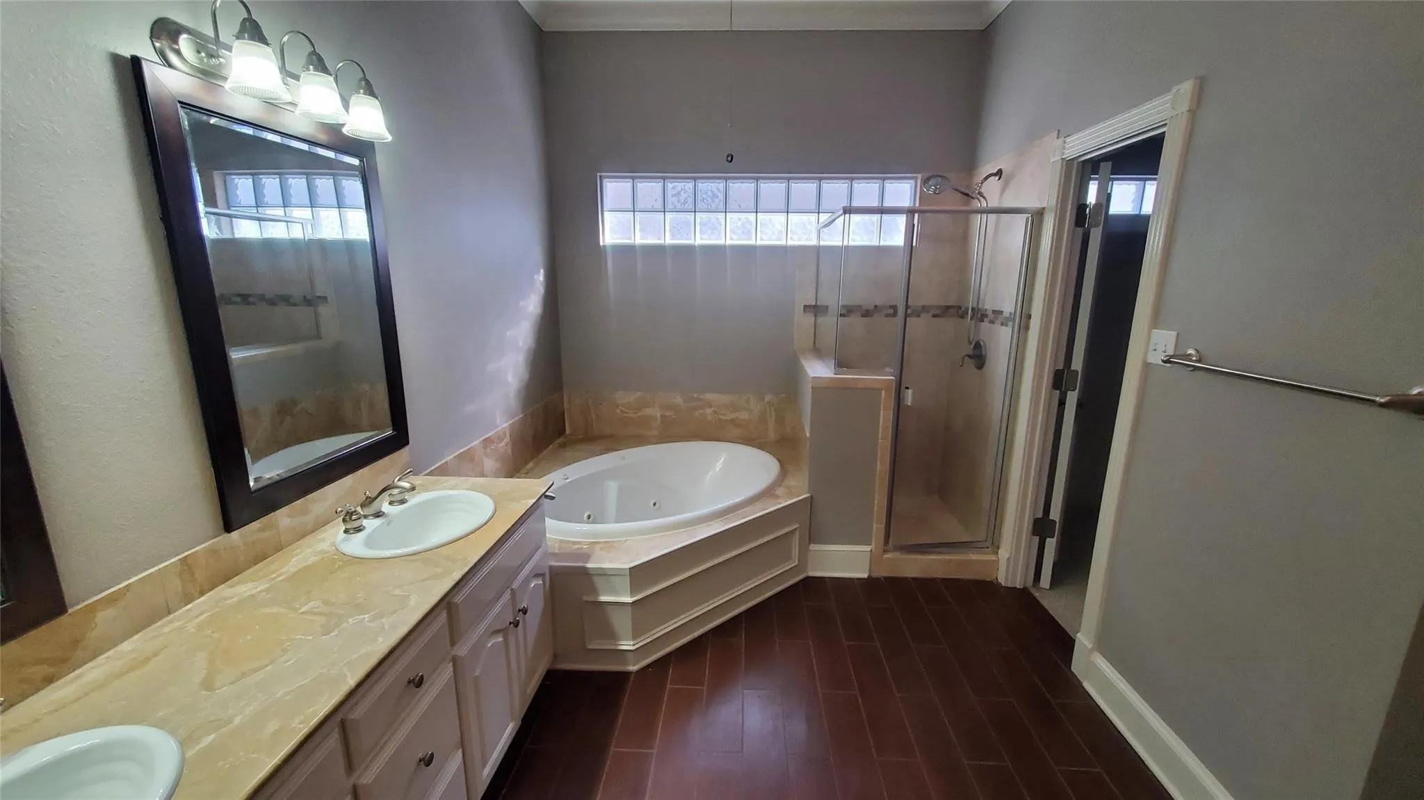 Townhouse For Sale in Dallas County , 3550 Knight Street, Dallas, Texas 75219, 2 Bedroom, 3 Bathroom, 2 Garage spaces, 1,789 Sqft, built in 1999, mls#21380246, Real Estate Agent in Dallas, Homes For Sale in Dallas county, Homes For Sale in Dallas, Realtor in Dallas Texas, Real Estate Brokerage Independent Realty Texas, Luminita Cordes Realtor