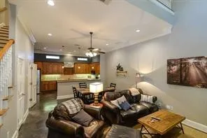 Townhouse For Sale in Dallas County , 3550 Knight Street, Dallas, Texas 75219, 2 Bedroom, 3 Bathroom, 2 Garage spaces, 1,789 Sqft, built in 1999, mls#21380246, Real Estate Agent in Dallas, Homes For Sale in Dallas county, Homes For Sale in Dallas, Realtor in Dallas Texas, Real Estate Brokerage Independent Realty Texas, Luminita Cordes Realtor