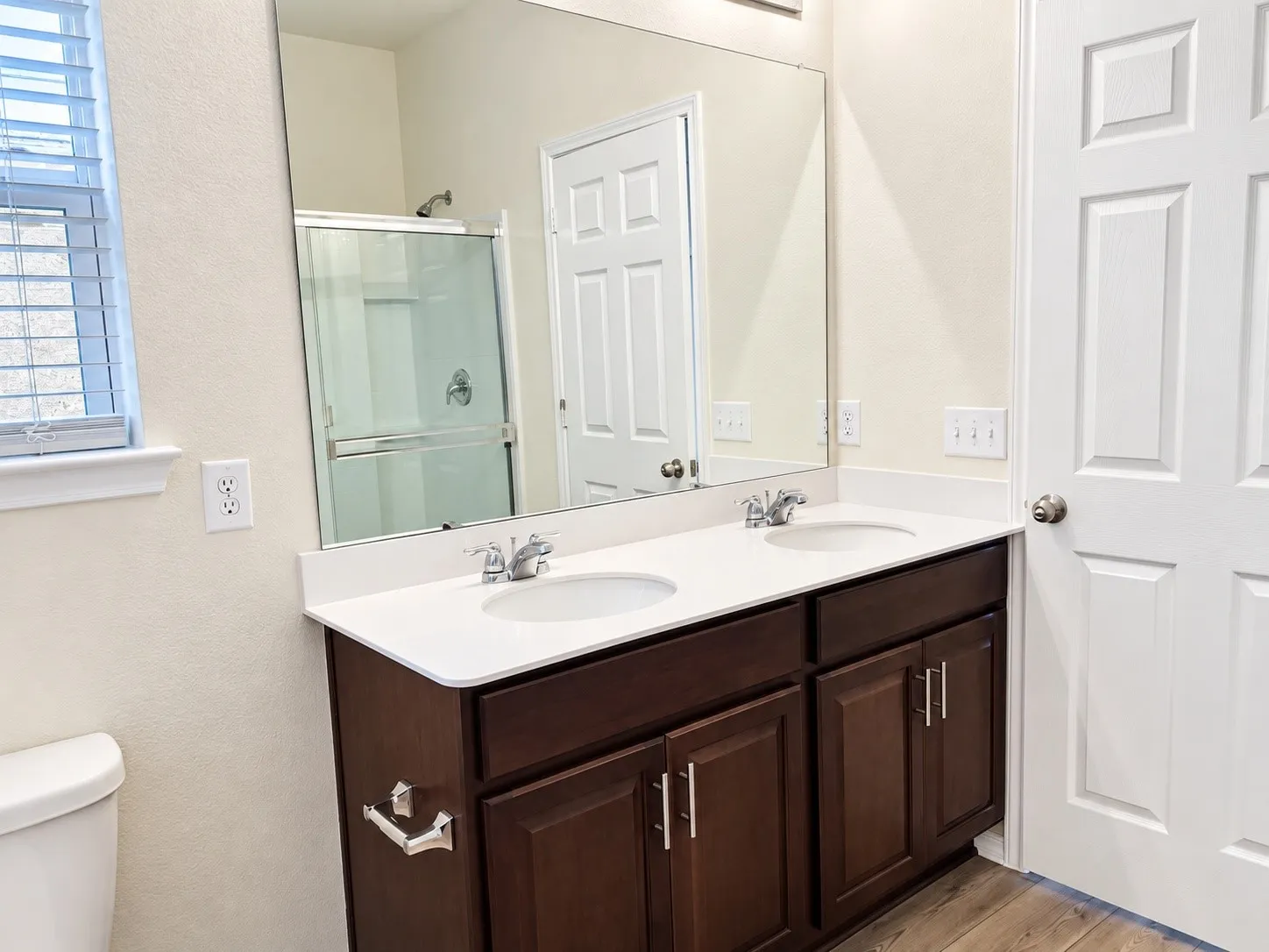 Single Family Residence For Rent in Collin County , 907 Chicadee Street, Princeton, Texas 75407, 3 Bedroom, 2 Bathroom, 2 Garage spaces, 1,723 Sqft, built in 2021, mls#21380161, Real Estate Agent in Princeton, Homes For Rent in Collin county, Homes For Rent in Princeton, Realtor in Princeton Texas, Real Estate Brokerage Independent Realty Texas, Luminita Cordes Realtor