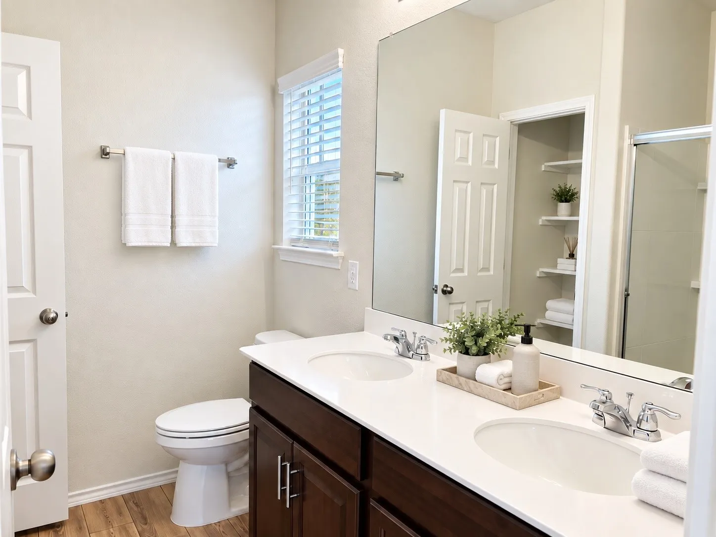 Single Family Residence For Rent in Collin County , 907 Chicadee Street, Princeton, Texas 75407, 3 Bedroom, 2 Bathroom, 2 Garage spaces, 1,723 Sqft, built in 2021, mls#21380161, Real Estate Agent in Princeton, Homes For Rent in Collin county, Homes For Rent in Princeton, Realtor in Princeton Texas, Real Estate Brokerage Independent Realty Texas, Luminita Cordes Realtor