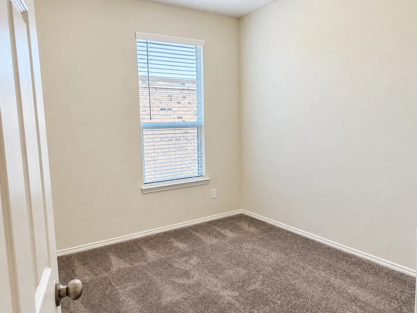 Single Family Residence For Rent in Collin County , 907 Chicadee Street, Princeton, Texas 75407, 3 Bedroom, 2 Bathroom, 2 Garage spaces, 1,723 Sqft, built in 2021, mls#21380161, Real Estate Agent in Princeton, Homes For Rent in Collin county, Homes For Rent in Princeton, Realtor in Princeton Texas, Real Estate Brokerage Independent Realty Texas, Luminita Cordes Realtor