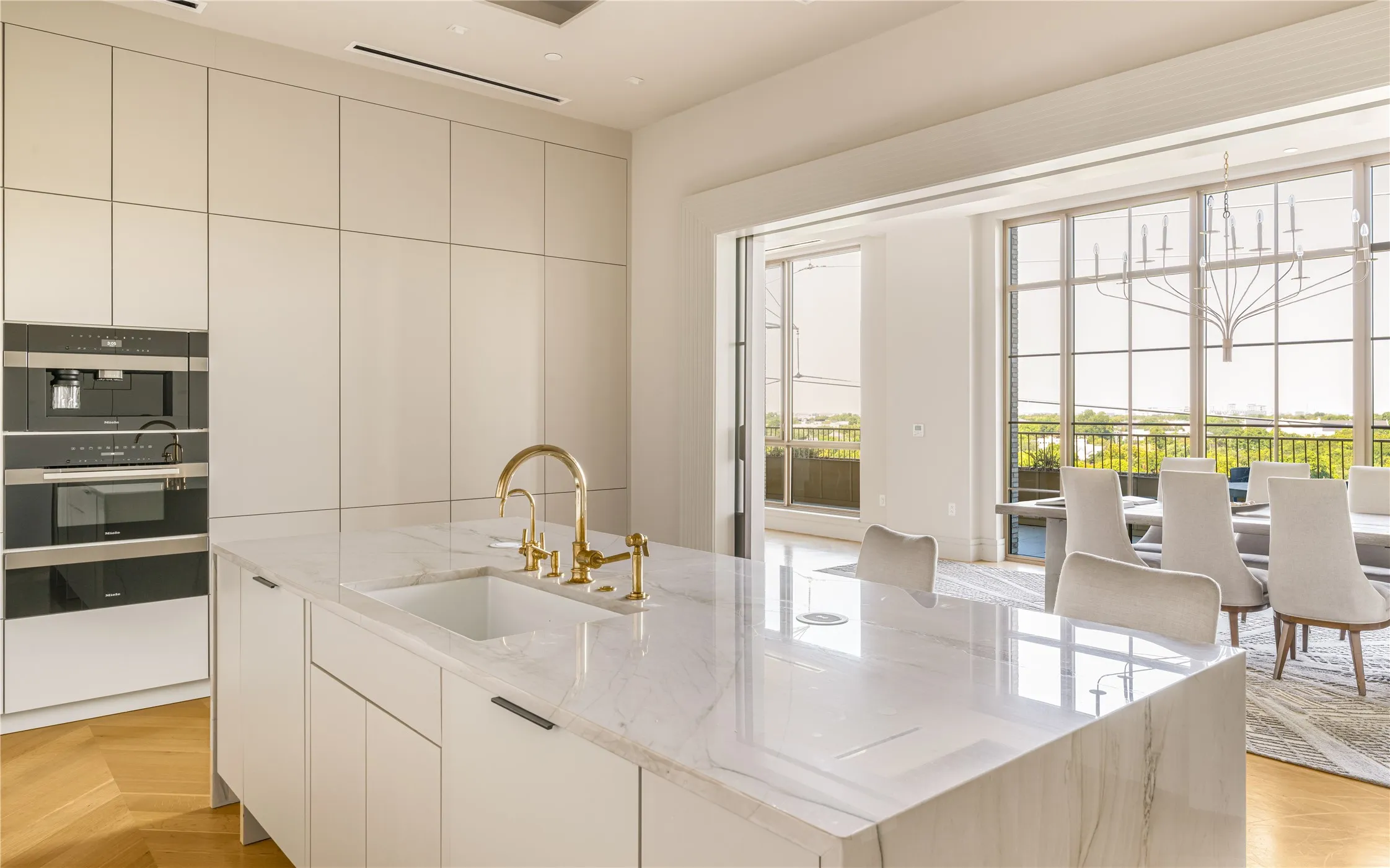 Condominium For Sale in Dallas County , 4205 Buena Vista Street 501, Dallas, Texas 75205, 4 Bedroom, 5 Bathroom, 3 Garage spaces, 5,140 Sqft, built in 2022, mls#21380218, Real Estate Agent in Dallas, Homes For Sale in Dallas county, Homes For Sale in Dallas, Realtor in Dallas Texas, Real Estate Brokerage Independent Realty Texas, Luminita Cordes Realtor