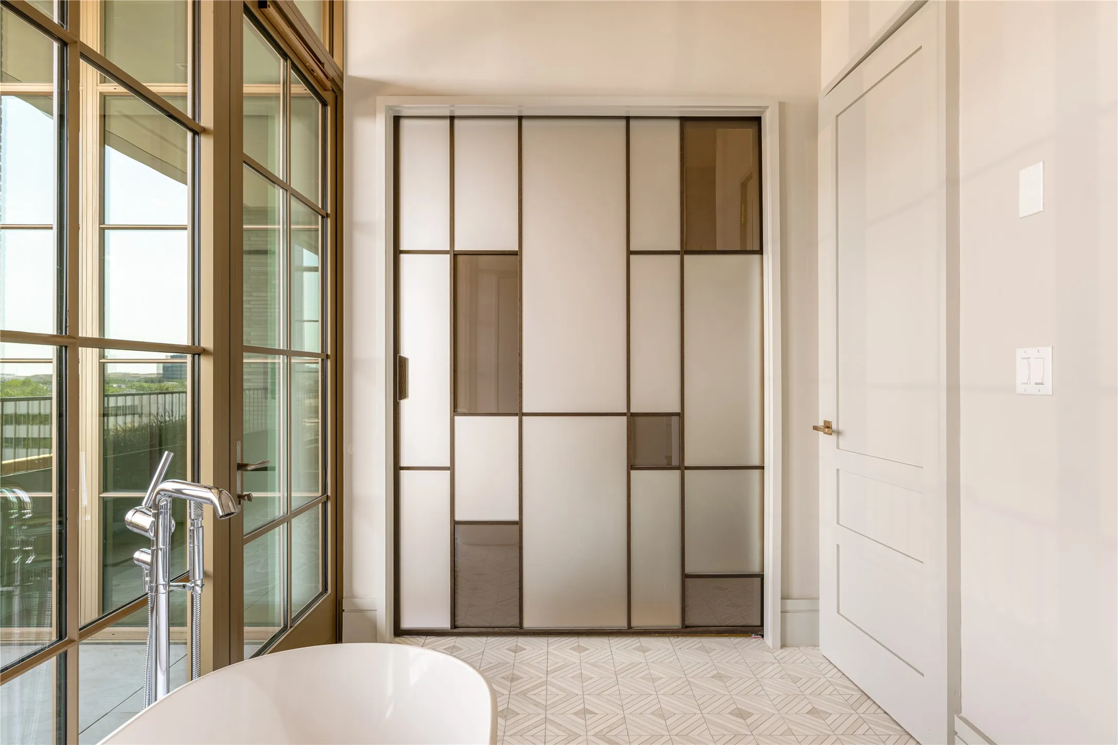 Condominium For Sale in Dallas County , 4205 Buena Vista Street 501, Dallas, Texas 75205, 4 Bedroom, 5 Bathroom, 3 Garage spaces, 5,140 Sqft, built in 2022, mls#21380218, Real Estate Agent in Dallas, Homes For Sale in Dallas county, Homes For Sale in Dallas, Realtor in Dallas Texas, Real Estate Brokerage Independent Realty Texas, Luminita Cordes Realtor