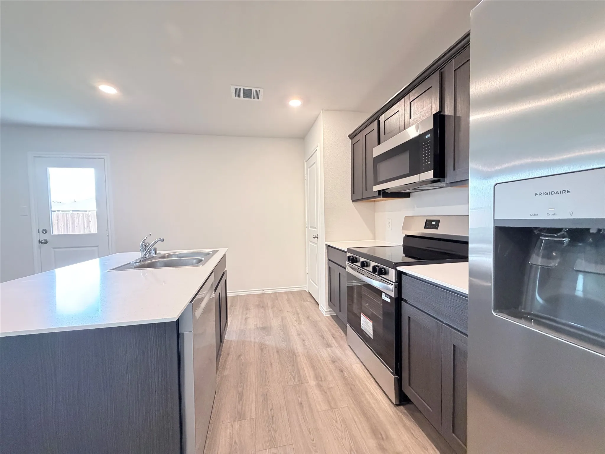 Single Family Residence For Rent in Hunt County , 1109 Southfield Drive, Josephine, Texas 75135, 5 Bedroom, 3 Bathroom, 2 Garage spaces, 1,892 Sqft, built in 2026, mls#21380255, Real Estate Agent in Josephine, Homes For Rent in Hunt county, Homes For Rent in Josephine, Realtor in Josephine Texas, Real Estate Brokerage Independent Realty Texas, Luminita Cordes Realtor