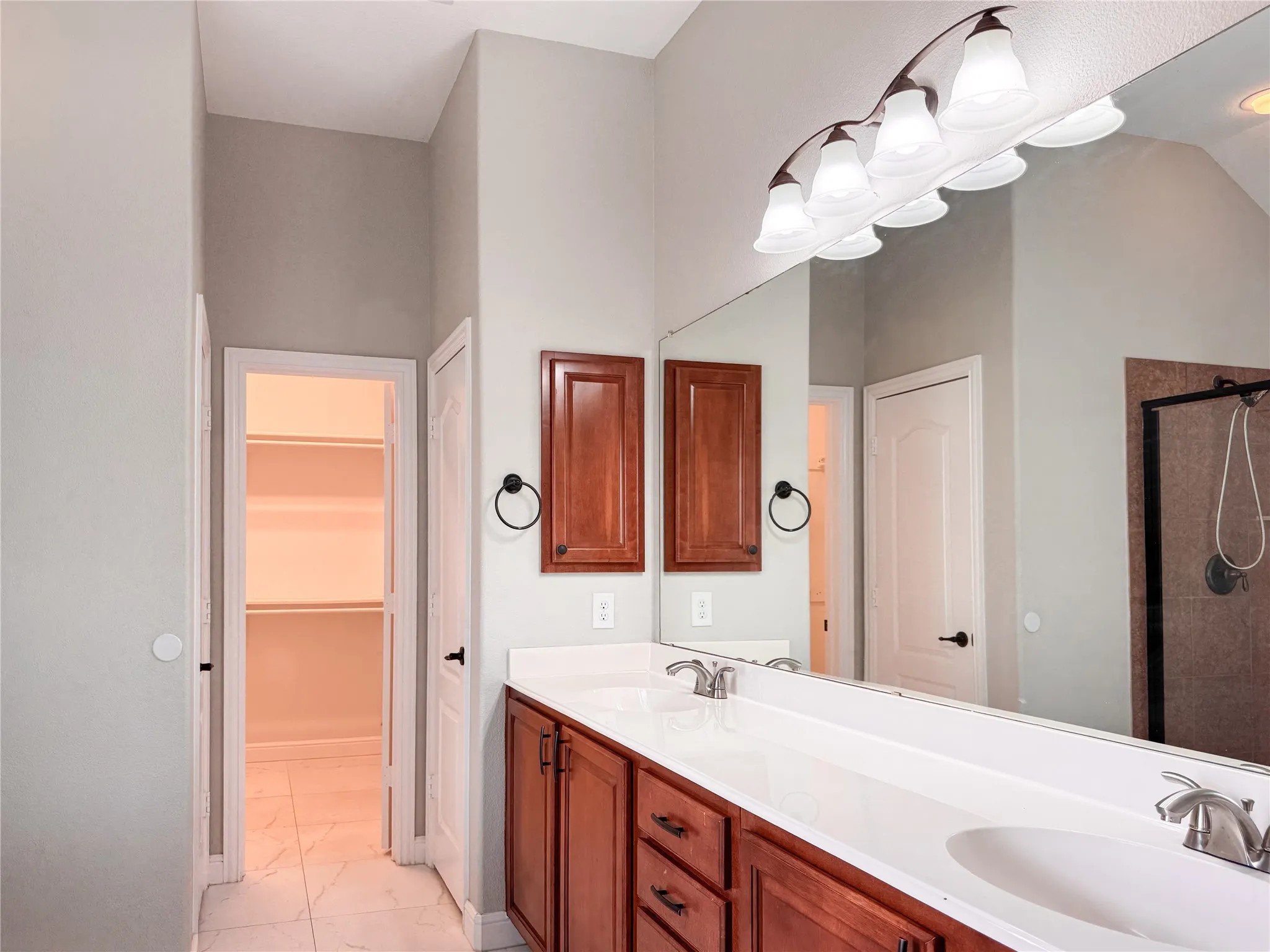 Single Family Residence For Rent in Tarrant County , 2311 Collin Drive, Grand Prairie, Texas 75052, 4 Bedroom, 3 Bathroom, 2 Garage spaces, 2,981 Sqft, built in 2008, mls#21378218, Real Estate Agent in Grand Prairie, Homes For Rent in Tarrant county, Homes For Rent in Grand Prairie, Realtor in Grand Prairie Texas, Real Estate Brokerage Independent Realty Texas, Luminita Cordes Realtor