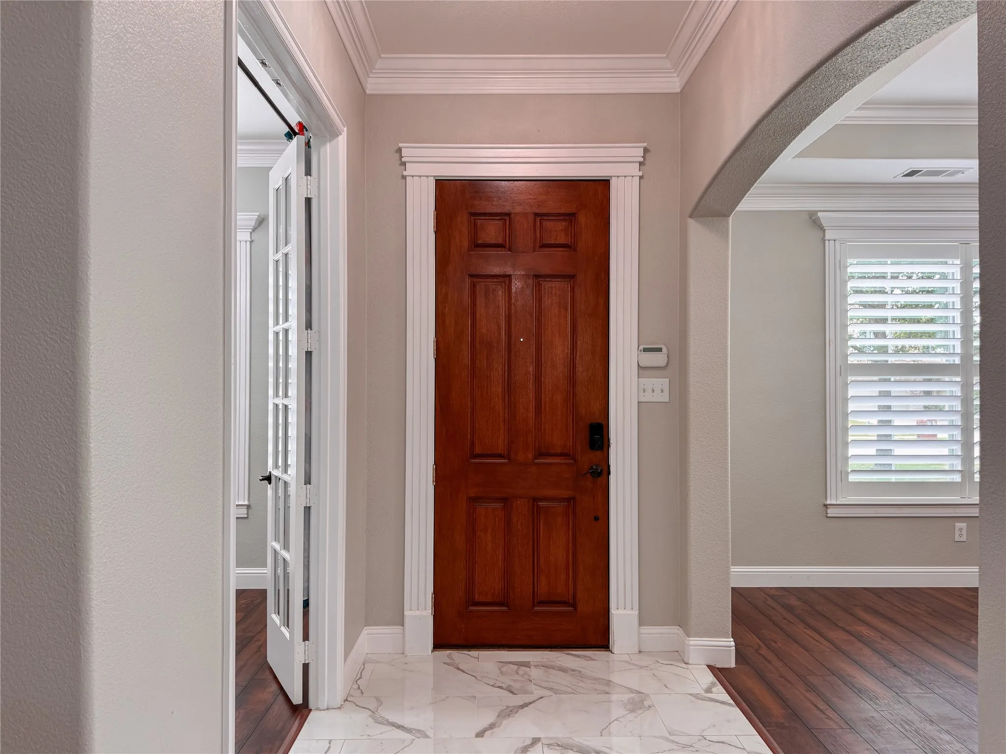 Single Family Residence For Rent in Tarrant County , 2311 Collin Drive, Grand Prairie, Texas 75052, 4 Bedroom, 3 Bathroom, 2 Garage spaces, 2,981 Sqft, built in 2008, mls#21378218, Real Estate Agent in Grand Prairie, Homes For Rent in Tarrant county, Homes For Rent in Grand Prairie, Realtor in Grand Prairie Texas, Real Estate Brokerage Independent Realty Texas, Luminita Cordes Realtor