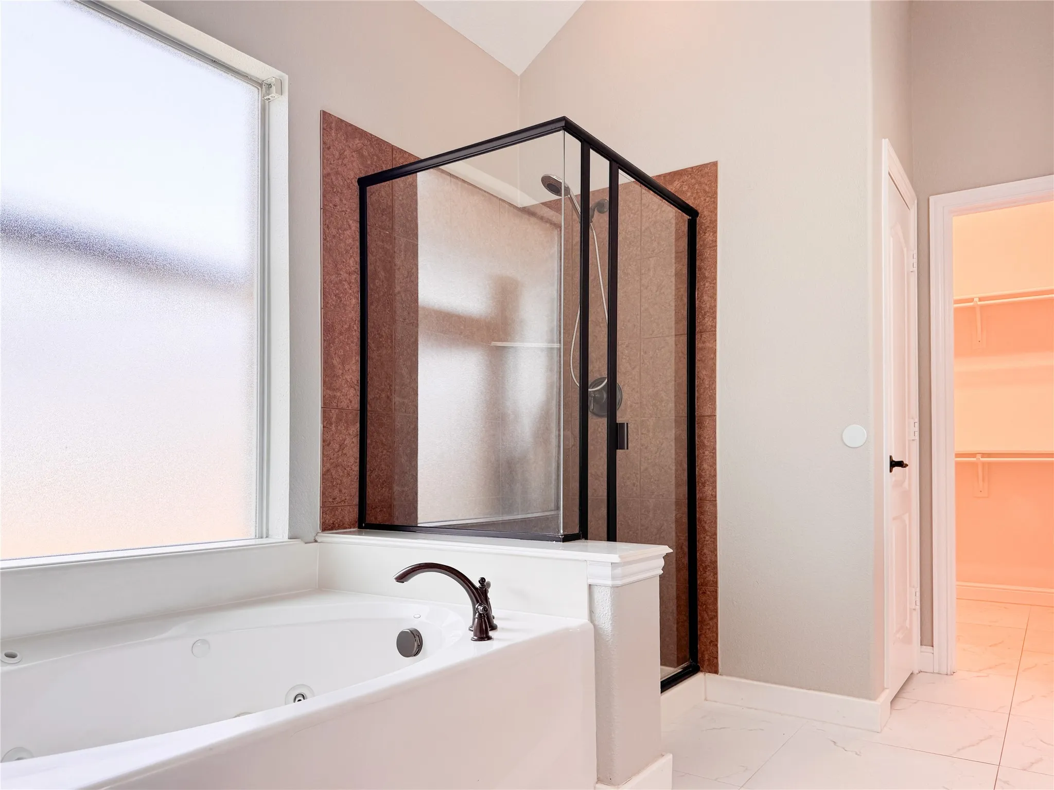 Single Family Residence For Rent in Tarrant County , 2311 Collin Drive, Grand Prairie, Texas 75052, 4 Bedroom, 3 Bathroom, 2 Garage spaces, 2,981 Sqft, built in 2008, mls#21378218, Real Estate Agent in Grand Prairie, Homes For Rent in Tarrant county, Homes For Rent in Grand Prairie, Realtor in Grand Prairie Texas, Real Estate Brokerage Independent Realty Texas, Luminita Cordes Realtor