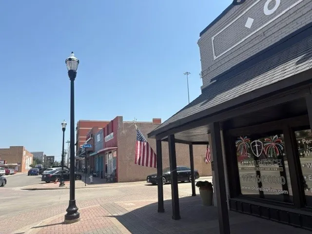 Office For Sale in Dallas County , 1012 S Elm Street, Carrollton, Texas 75006, 0, 0, Garage spaces, 0 Sqft, built in 1958, mls#21380221, Real Estate Agent in Carrollton, Homes For Sale in Dallas county, Homes For Sale in Carrollton, Realtor in Carrollton Texas, Real Estate Brokerage Independent Realty Texas, Luminita Cordes Realtor
