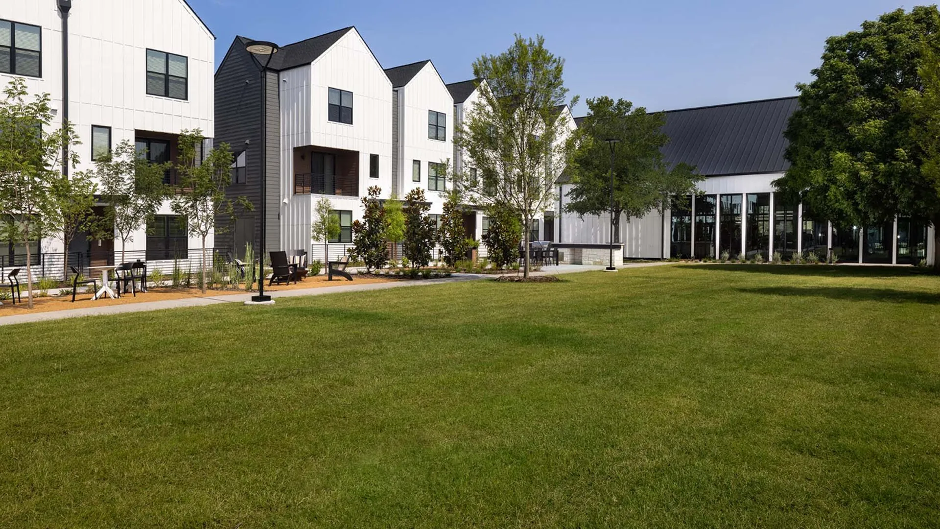 Townhouse For Rent in Collin County , 2100 Legacy Drive 1907, Plano, Texas 75023, 3 Bedroom, 3 Bathroom, 2 Garage spaces, 1,637 Sqft, built in 2023, mls#21380259, Real Estate Agent in Plano, Homes For Rent in Collin county, Homes For Rent in Plano, Realtor in Plano Texas, Real Estate Brokerage Independent Realty Texas, Luminita Cordes Realtor