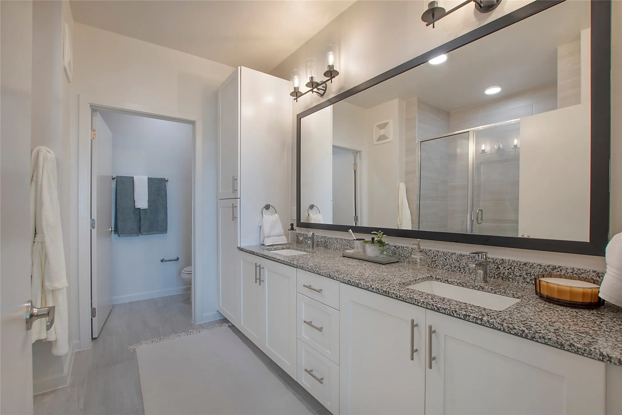 Townhouse For Rent in Collin County , 2100 Legacy Drive 1907, Plano, Texas 75023, 3 Bedroom, 3 Bathroom, 2 Garage spaces, 1,637 Sqft, built in 2023, mls#21380259, Real Estate Agent in Plano, Homes For Rent in Collin county, Homes For Rent in Plano, Realtor in Plano Texas, Real Estate Brokerage Independent Realty Texas, Luminita Cordes Realtor