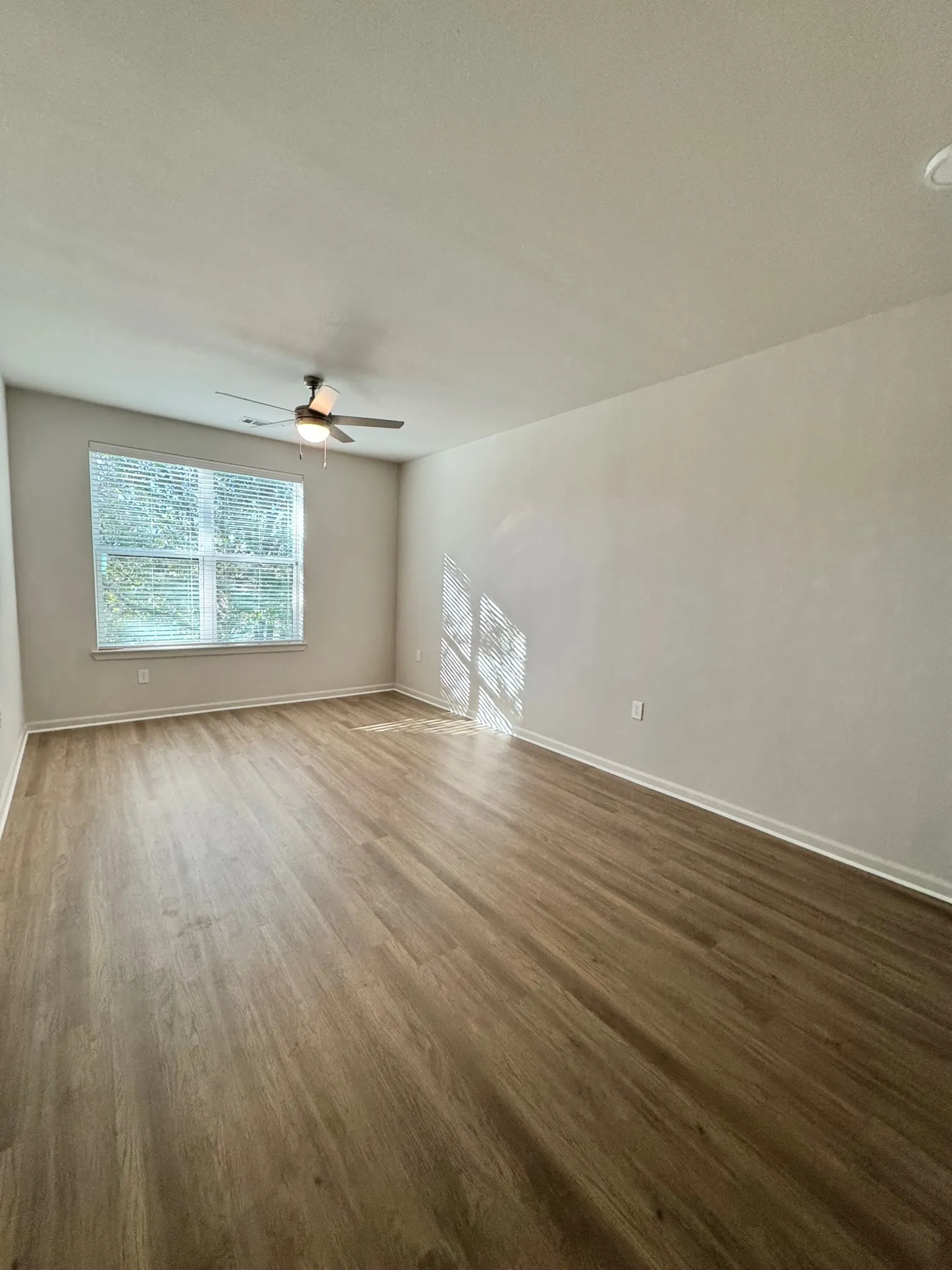 Townhouse For Rent in Collin County , 2100 Legacy Drive 1907, Plano, Texas 75023, 3 Bedroom, 3 Bathroom, 2 Garage spaces, 1,637 Sqft, built in 2023, mls#21380259, Real Estate Agent in Plano, Homes For Rent in Collin county, Homes For Rent in Plano, Realtor in Plano Texas, Real Estate Brokerage Independent Realty Texas, Luminita Cordes Realtor