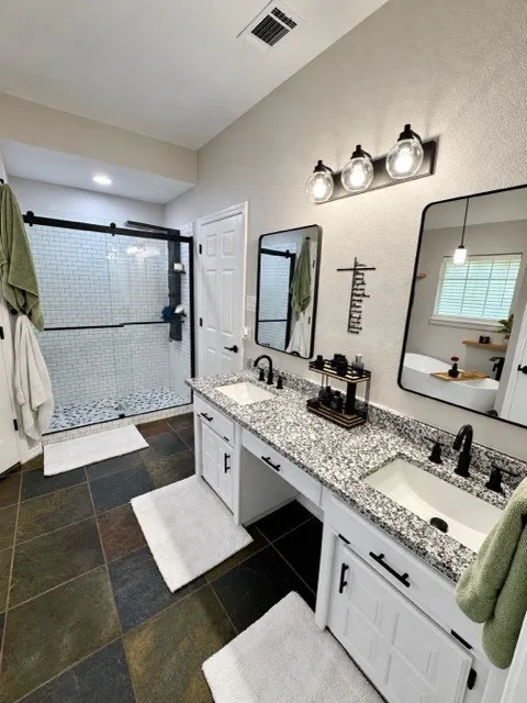 Single Family Residence For Sale in Johnson County , 413 Flagstone Drive, Burleson, Texas 76028, 3 Bedroom, 2 Bathroom, 2 Garage spaces, 1,871 Sqft, built in 1992, mls#21380269, Real Estate Agent in Burleson, Homes For Sale in Johnson county, Homes For Sale in Burleson, Realtor in Burleson Texas, Real Estate Brokerage Independent Realty Texas, Luminita Cordes Realtor