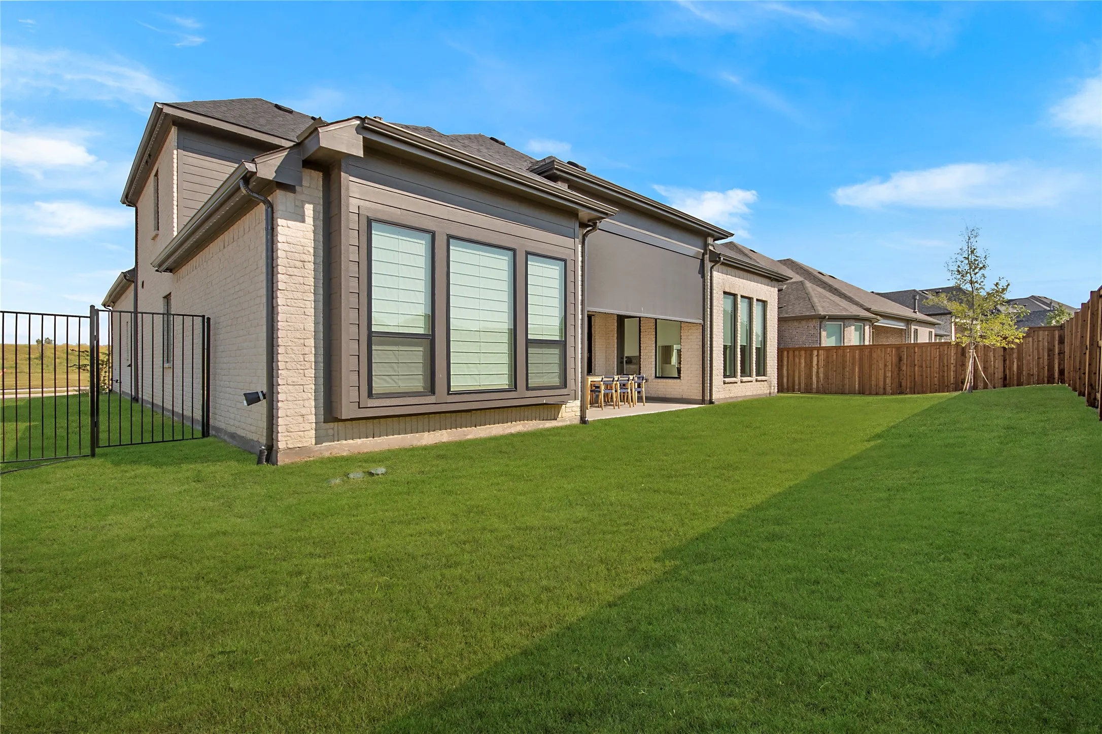 Single Family Residence For Sale in Denton County , 4228 Sunrise Lane, Prosper, Texas 75078, 5 Bedroom, 6 Bathroom, 4 Garage spaces, 4,469 Sqft, built in 2025, mls#21380175, Real Estate Agent in Prosper, Homes For Sale in Denton county, Homes For Sale in Prosper, Realtor in Prosper Texas, Real Estate Brokerage Independent Realty Texas, Luminita Cordes Realtor