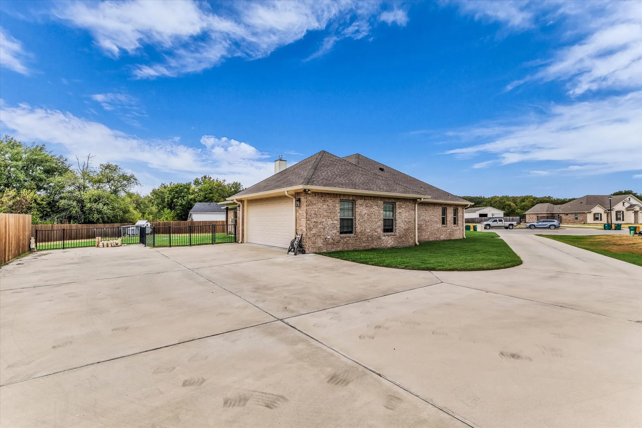 Single Family Residence For Sale in Mc Lennan County , 128 Sydney Lane, Robinson, Texas 76655, 4 Bedroom, 3 Bathroom, 2 Garage spaces, 2,134 Sqft, built in 2021, mls#21379930, Real Estate Agent in Robinson, Homes For Sale in Mc Lennan county, Homes For Sale in Robinson, Realtor in Robinson Texas, Real Estate Brokerage Independent Realty Texas, Luminita Cordes Realtor