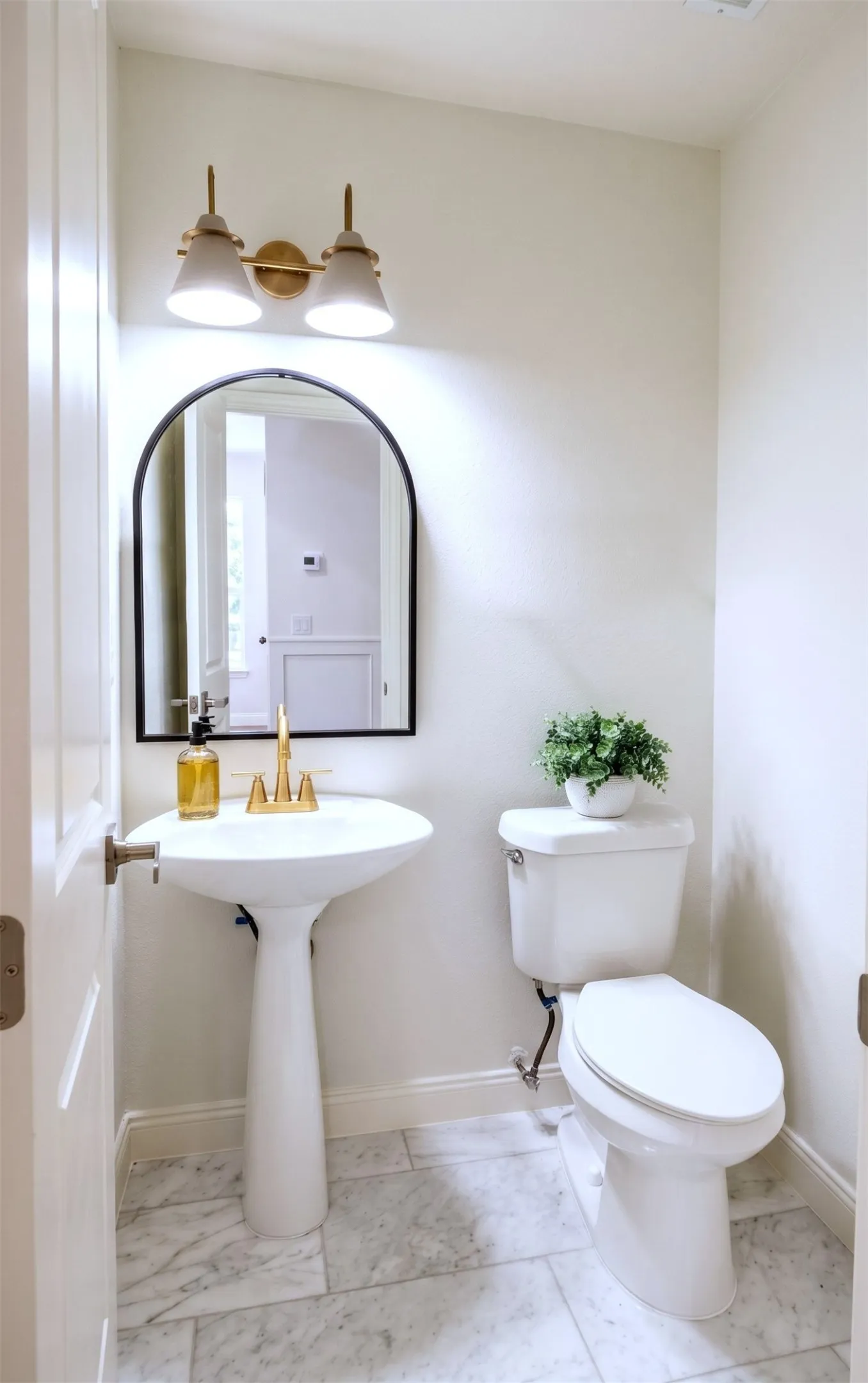 Powder bathroom 1st floor