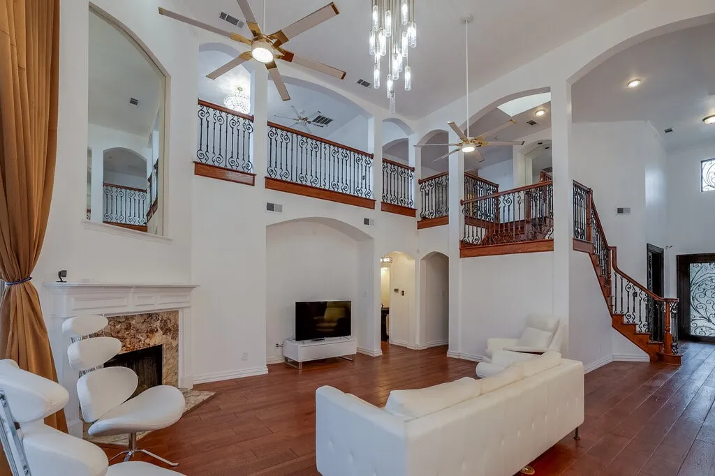 Single Family Residence For Sale in Tarrant County , 2603 Hopkins Drive, Grand Prairie, Texas 75052, 4 Bedroom, 3 Bathroom, 2 Garage spaces, 3,355 Sqft, built in 1998, mls#21380263, Real Estate Agent in Grand Prairie, Homes For Sale in Tarrant county, Homes For Sale in Grand Prairie, Realtor in Grand Prairie Texas, Real Estate Brokerage Independent Realty Texas, Luminita Cordes Realtor
