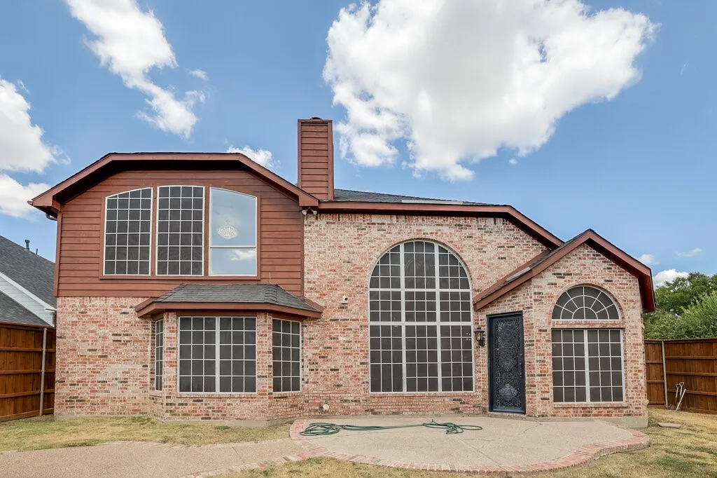 Single Family Residence For Sale in Tarrant County , 2603 Hopkins Drive, Grand Prairie, Texas 75052, 4 Bedroom, 3 Bathroom, 2 Garage spaces, 3,355 Sqft, built in 1998, mls#21380263, Real Estate Agent in Grand Prairie, Homes For Sale in Tarrant county, Homes For Sale in Grand Prairie, Realtor in Grand Prairie Texas, Real Estate Brokerage Independent Realty Texas, Luminita Cordes Realtor