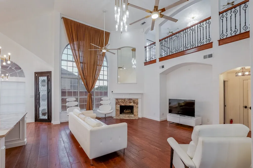 Single Family Residence For Sale in Tarrant County , 2603 Hopkins Drive, Grand Prairie, Texas 75052, 4 Bedroom, 3 Bathroom, 2 Garage spaces, 3,355 Sqft, built in 1998, mls#21380263, Real Estate Agent in Grand Prairie, Homes For Sale in Tarrant county, Homes For Sale in Grand Prairie, Realtor in Grand Prairie Texas, Real Estate Brokerage Independent Realty Texas, Luminita Cordes Realtor