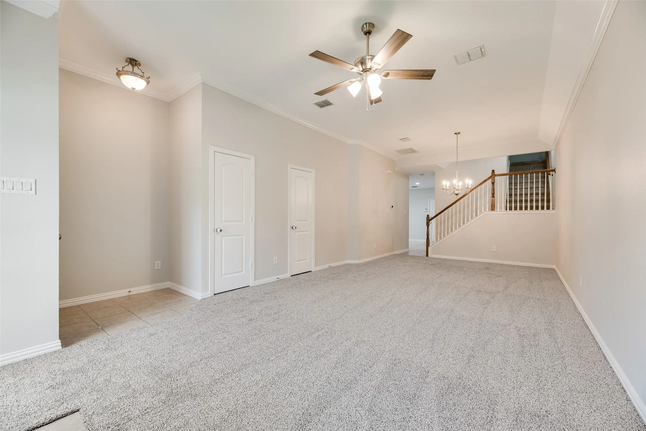 Single Family Residence For Rent in Dallas County , 1020 Alyssa Lane, Carrollton, Texas 75006, 3 Bedroom, 3 Bathroom, 2 Garage spaces, 1,818 Sqft, built in 2005, mls#21380280, Real Estate Agent in Carrollton, Homes For Rent in Dallas county, Homes For Rent in Carrollton, Realtor in Carrollton Texas, Real Estate Brokerage Independent Realty Texas, Luminita Cordes Realtor
