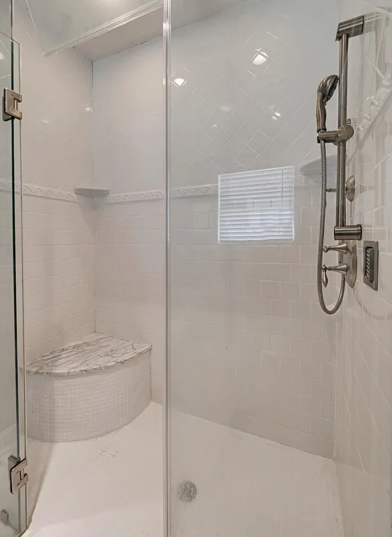 Farm For Sale in Mc Lennan County , 1455 Jackson Lane, China Spring, Texas 76633, 4 Bedroom, 3 Bathroom, Garage spaces, 3,720 Sqft, built in 1969, mls#21378638, Real Estate Agent in China Spring, Homes For Sale in Mc Lennan county, Homes For Sale in China Spring, Realtor in China Spring Texas, Real Estate Brokerage Independent Realty Texas, Luminita Cordes Realtor