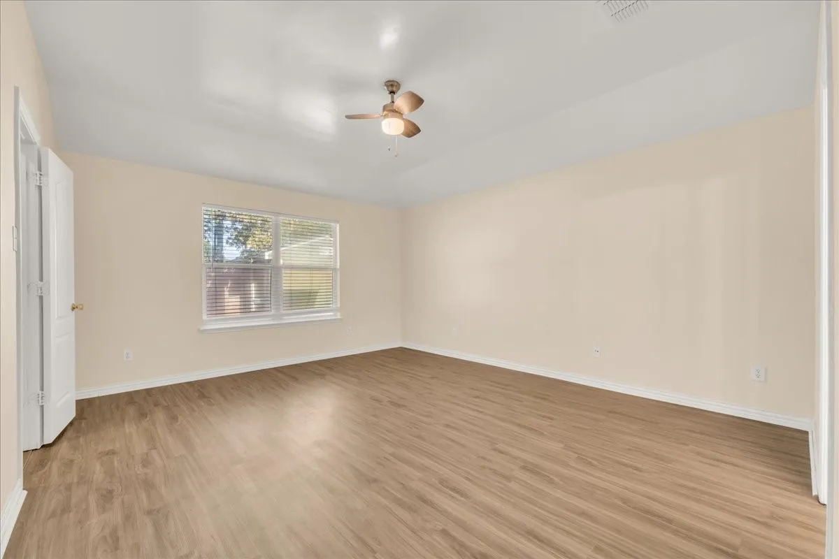 Single Family Residence For Sale in Tarrant County , 324 Marsha Street, Saginaw, Texas 76179, 4 Bedroom, 2 Bathroom, 2 Garage spaces, 1,931 Sqft, built in 2002, mls#21380215, Real Estate Agent in Saginaw, Homes For Sale in Tarrant county, Homes For Sale in Saginaw, Realtor in Saginaw Texas, Real Estate Brokerage Independent Realty Texas, Luminita Cordes Realtor