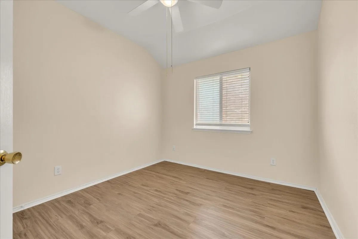 Single Family Residence For Sale in Tarrant County , 324 Marsha Street, Saginaw, Texas 76179, 4 Bedroom, 2 Bathroom, 2 Garage spaces, 1,931 Sqft, built in 2002, mls#21380215, Real Estate Agent in Saginaw, Homes For Sale in Tarrant county, Homes For Sale in Saginaw, Realtor in Saginaw Texas, Real Estate Brokerage Independent Realty Texas, Luminita Cordes Realtor