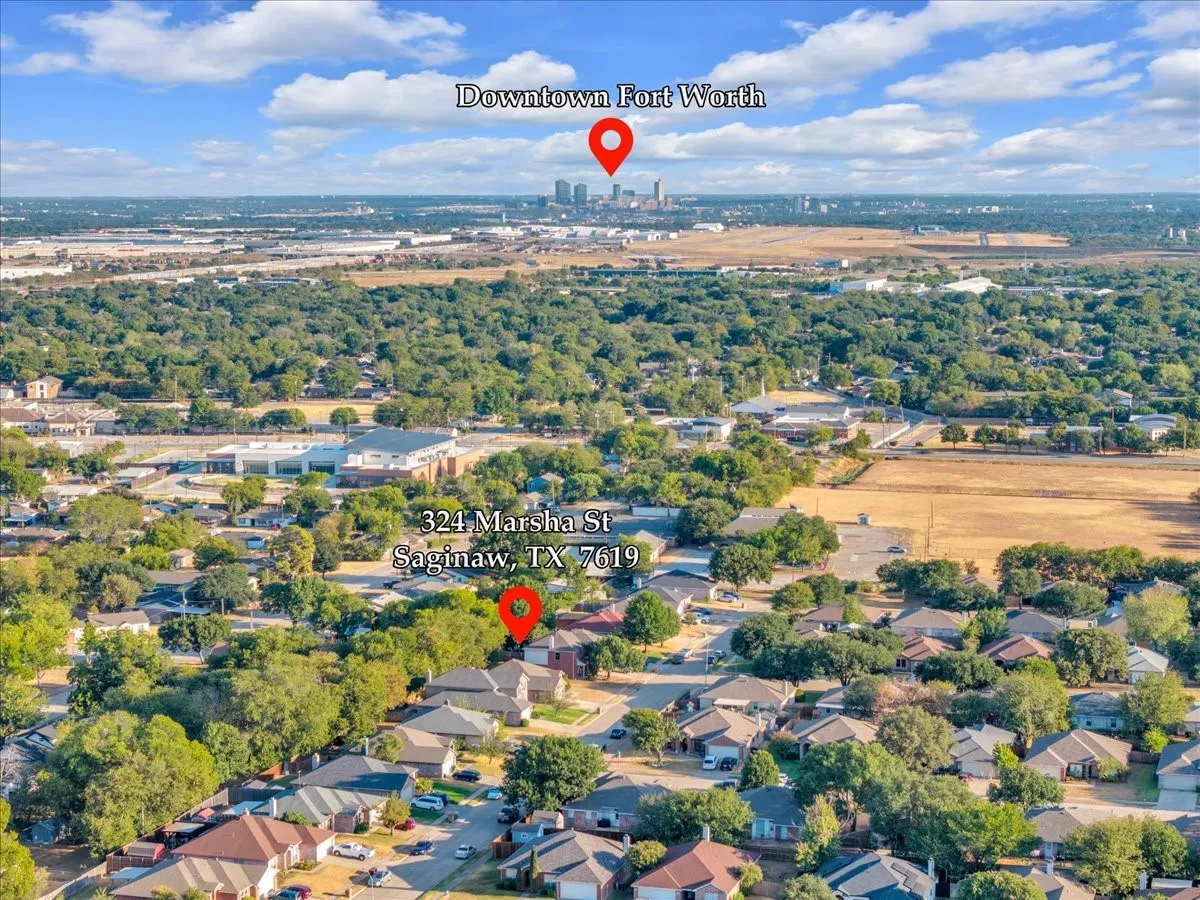 Single Family Residence For Sale in Tarrant County , 324 Marsha Street, Saginaw, Texas 76179, 4 Bedroom, 2 Bathroom, 2 Garage spaces, 1,931 Sqft, built in 2002, mls#21380215, Real Estate Agent in Saginaw, Homes For Sale in Tarrant county, Homes For Sale in Saginaw, Realtor in Saginaw Texas, Real Estate Brokerage Independent Realty Texas, Luminita Cordes Realtor