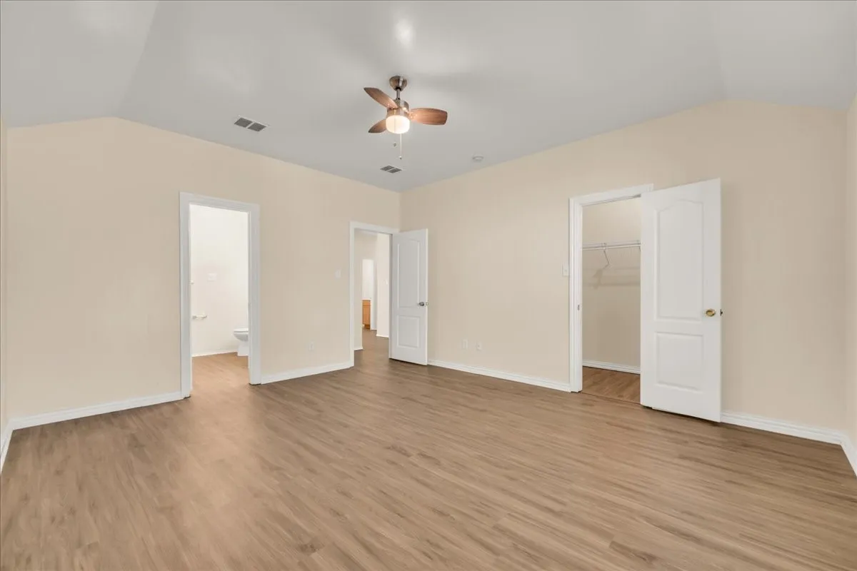 Single Family Residence For Sale in Tarrant County , 324 Marsha Street, Saginaw, Texas 76179, 4 Bedroom, 2 Bathroom, 2 Garage spaces, 1,931 Sqft, built in 2002, mls#21380215, Real Estate Agent in Saginaw, Homes For Sale in Tarrant county, Homes For Sale in Saginaw, Realtor in Saginaw Texas, Real Estate Brokerage Independent Realty Texas, Luminita Cordes Realtor