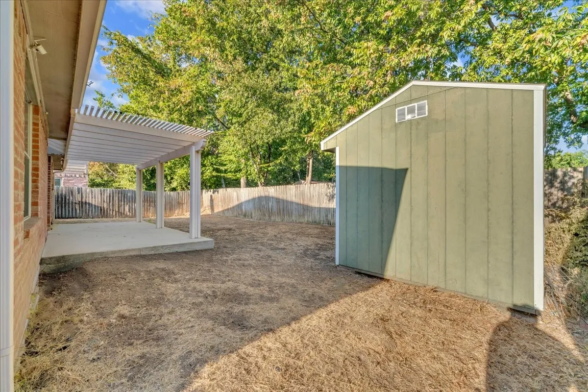 Single Family Residence For Sale in Tarrant County , 324 Marsha Street, Saginaw, Texas 76179, 4 Bedroom, 2 Bathroom, 2 Garage spaces, 1,931 Sqft, built in 2002, mls#21380215, Real Estate Agent in Saginaw, Homes For Sale in Tarrant county, Homes For Sale in Saginaw, Realtor in Saginaw Texas, Real Estate Brokerage Independent Realty Texas, Luminita Cordes Realtor