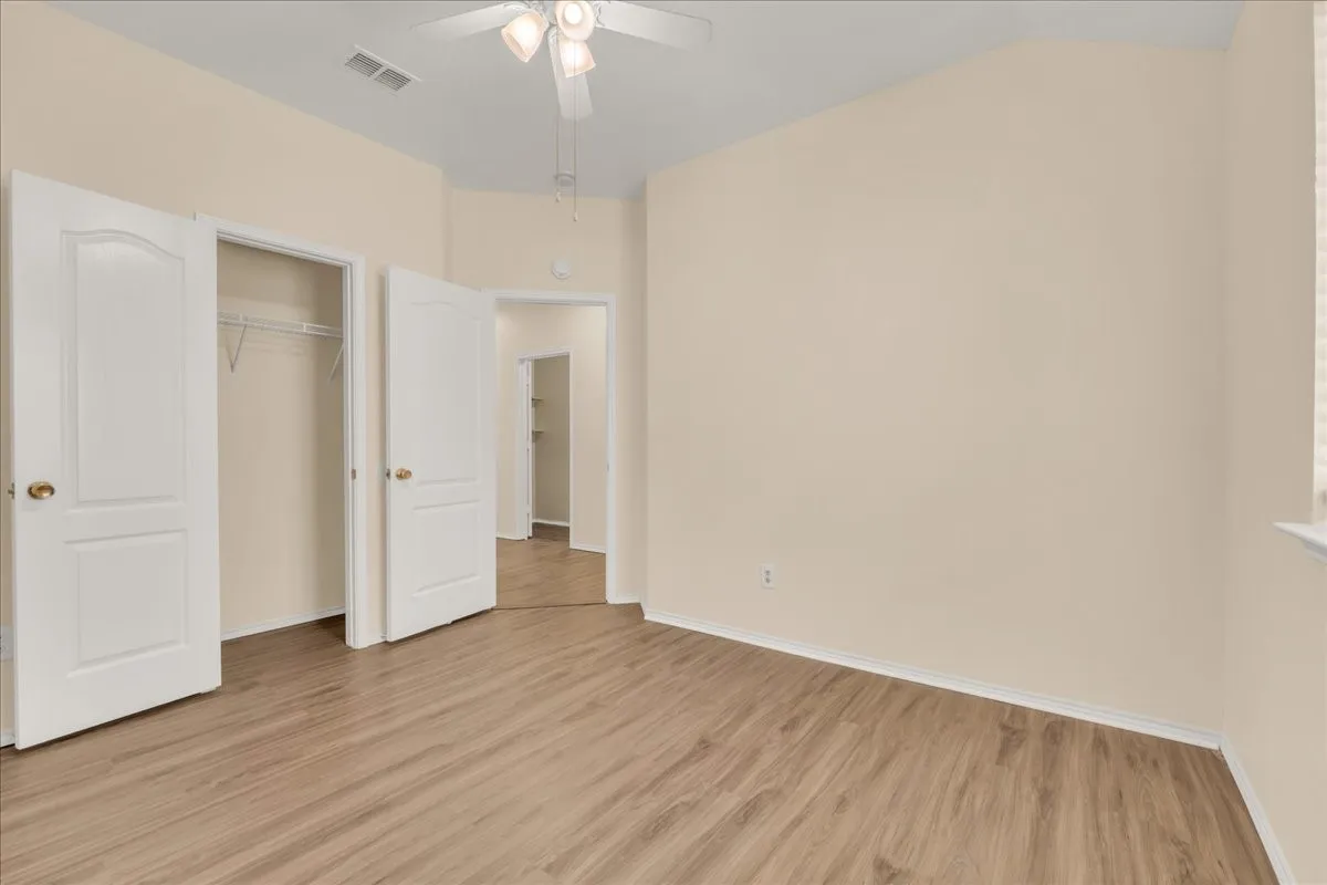 Single Family Residence For Sale in Tarrant County , 324 Marsha Street, Saginaw, Texas 76179, 4 Bedroom, 2 Bathroom, 2 Garage spaces, 1,931 Sqft, built in 2002, mls#21380215, Real Estate Agent in Saginaw, Homes For Sale in Tarrant county, Homes For Sale in Saginaw, Realtor in Saginaw Texas, Real Estate Brokerage Independent Realty Texas, Luminita Cordes Realtor
